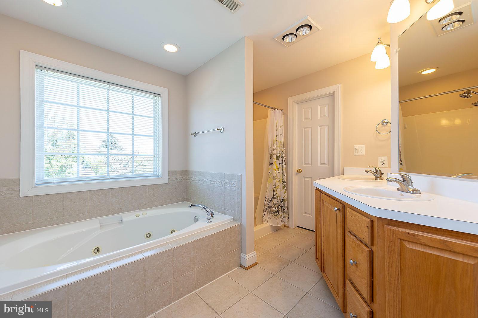 CANTER ESTATES - Residential