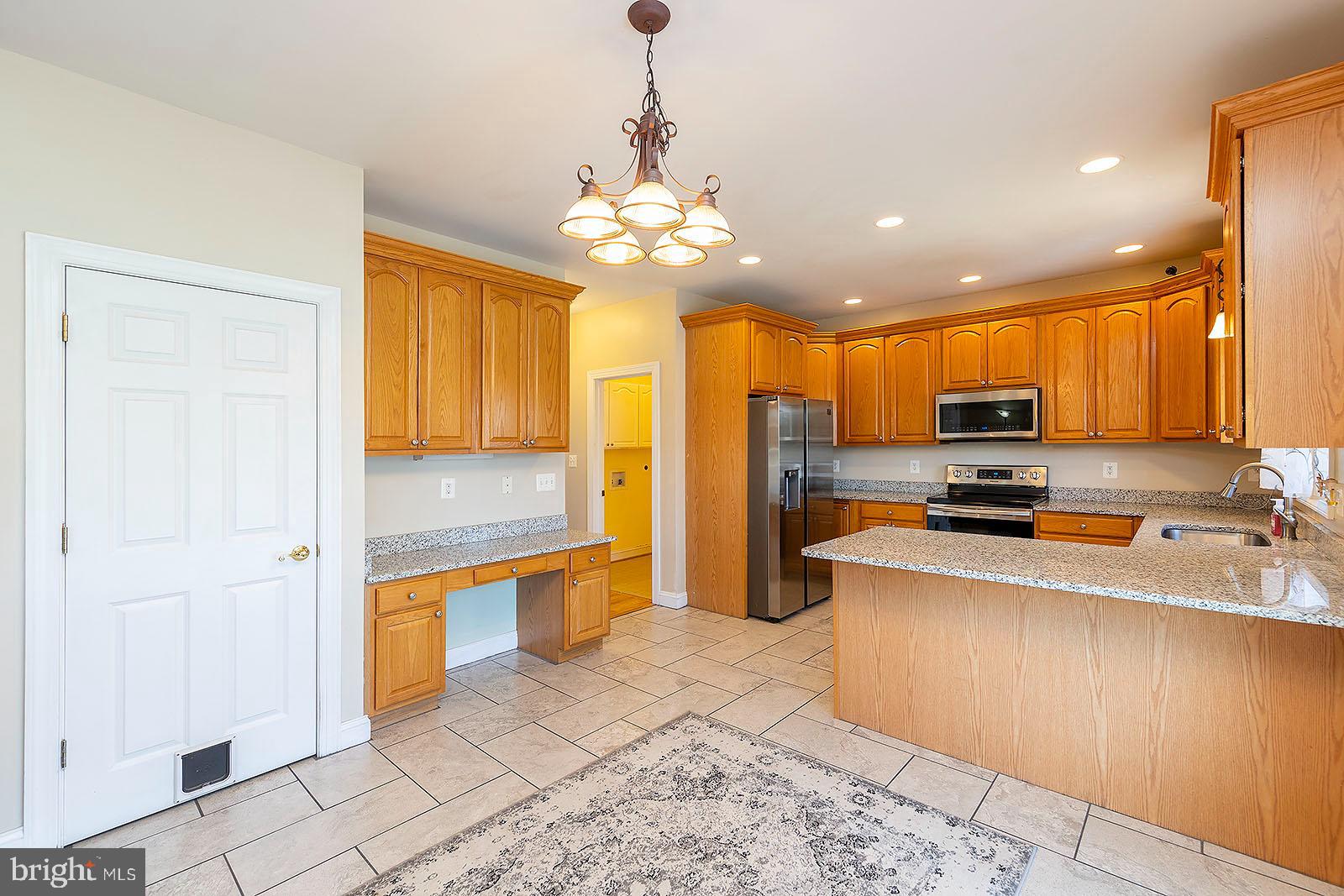 CANTER ESTATES - Residential