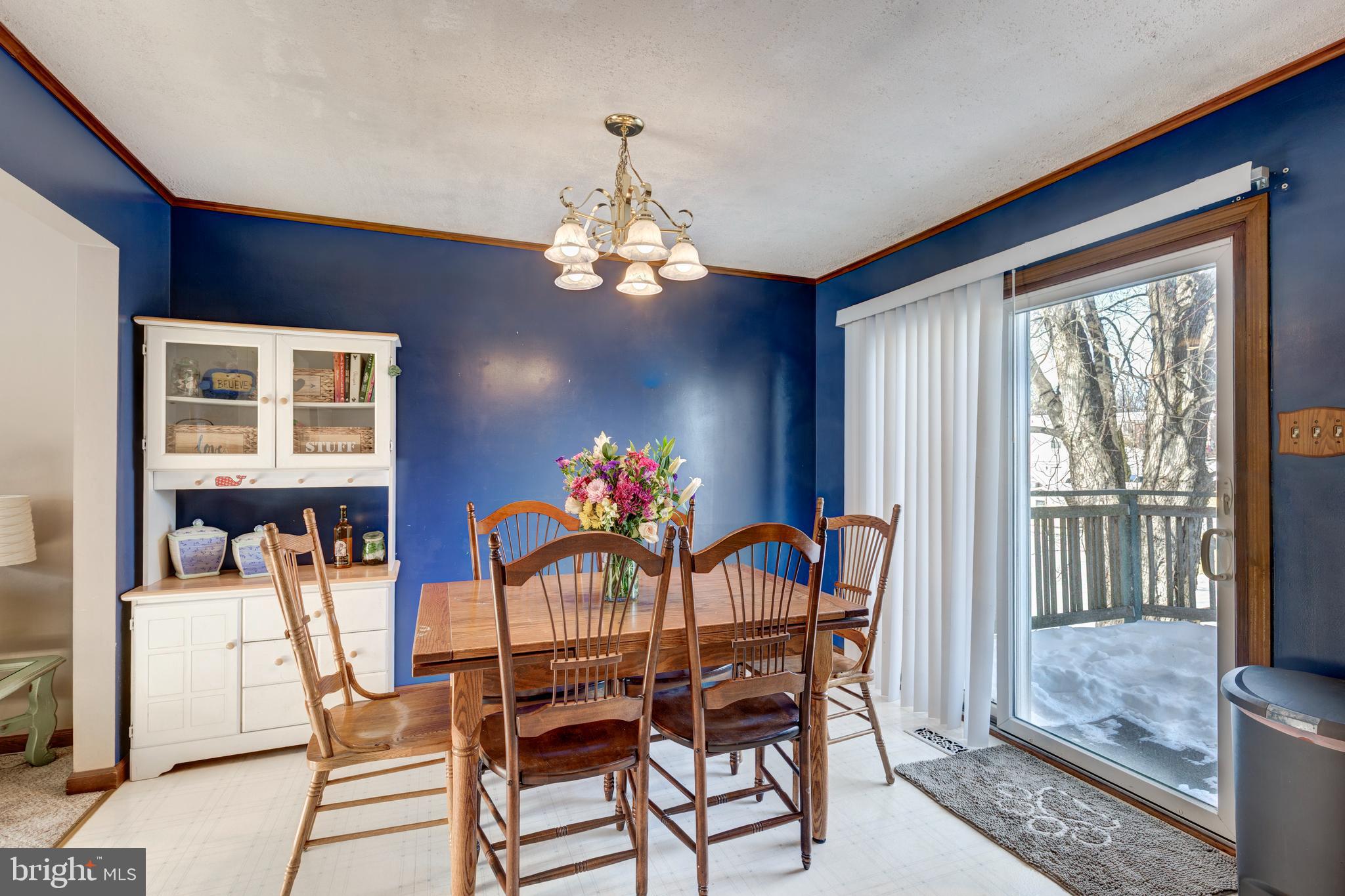 HOLLAND HILL - Residential