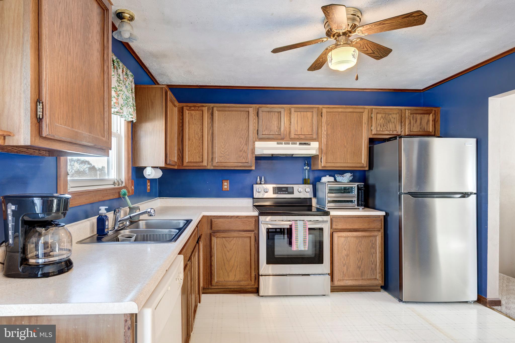 HOLLAND HILL - Residential