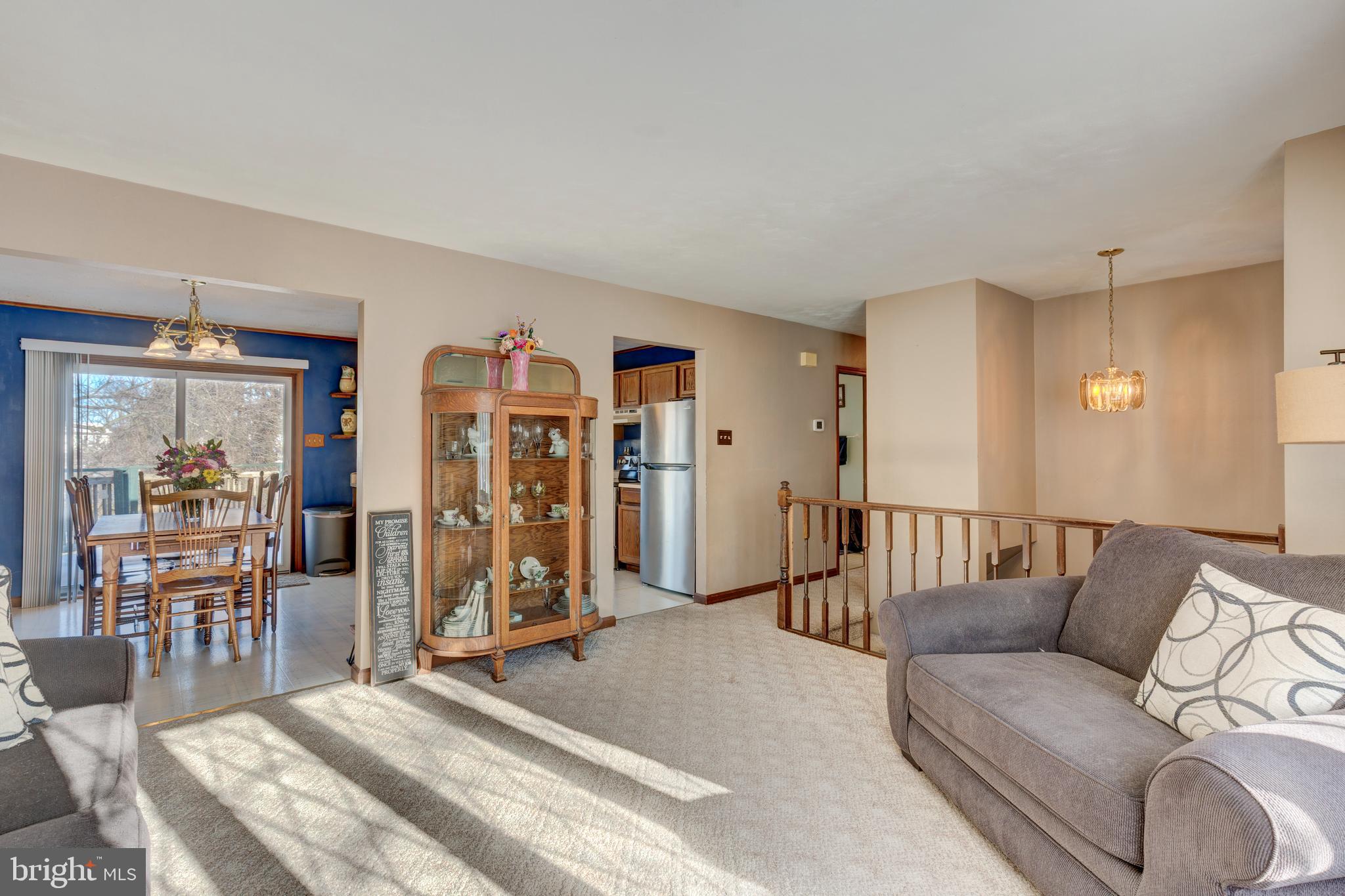 HOLLAND HILL - Residential