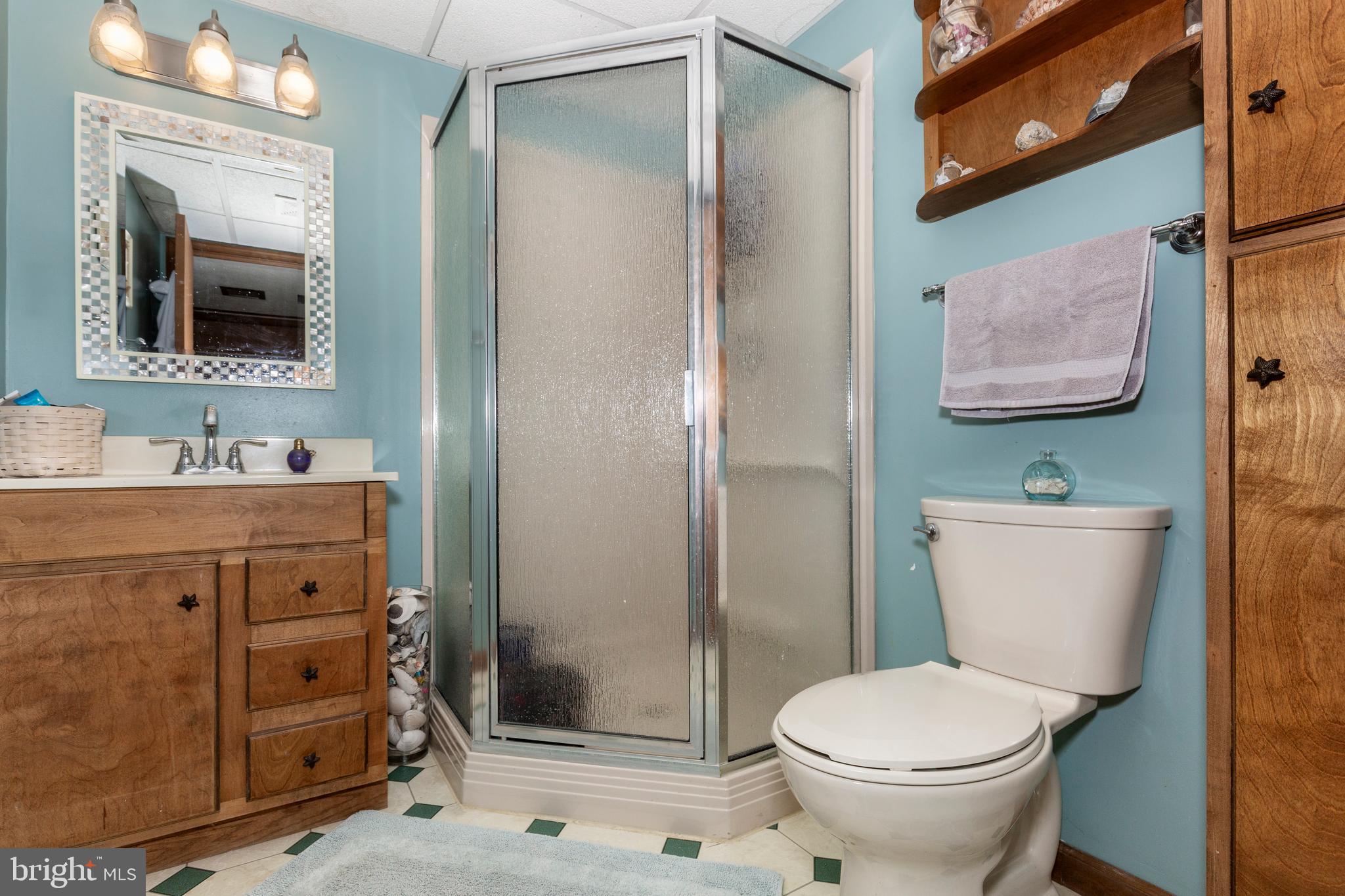 HOLLAND HILL - Residential