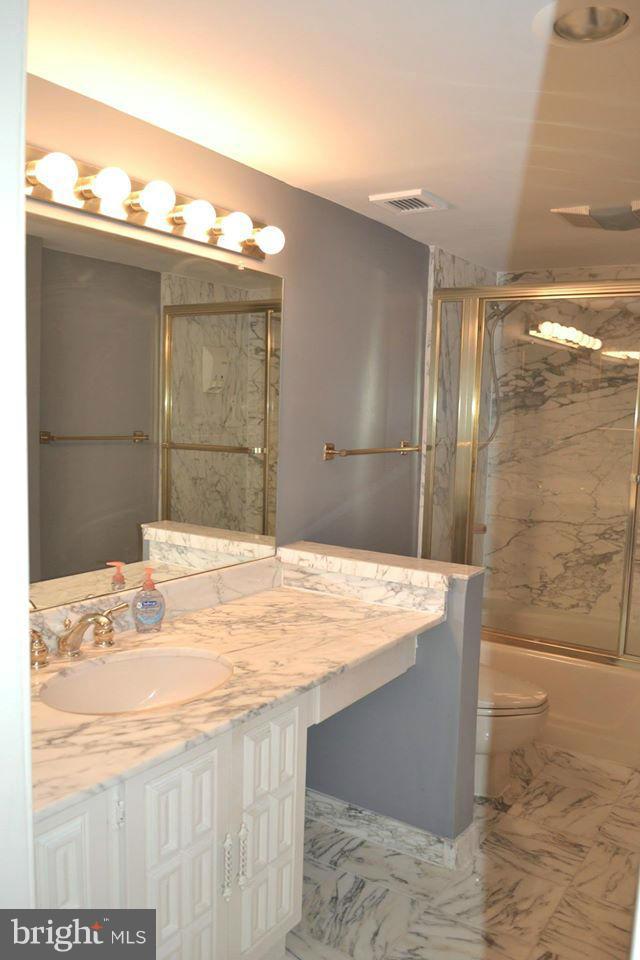 THE REPRESENTATIVE - Residential Lease