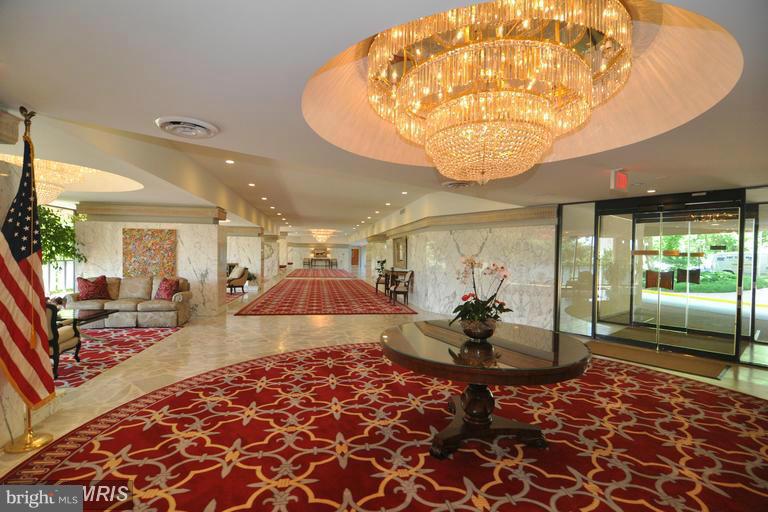 THE REPRESENTATIVE - Residential Lease