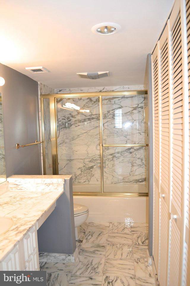 THE REPRESENTATIVE - Residential Lease