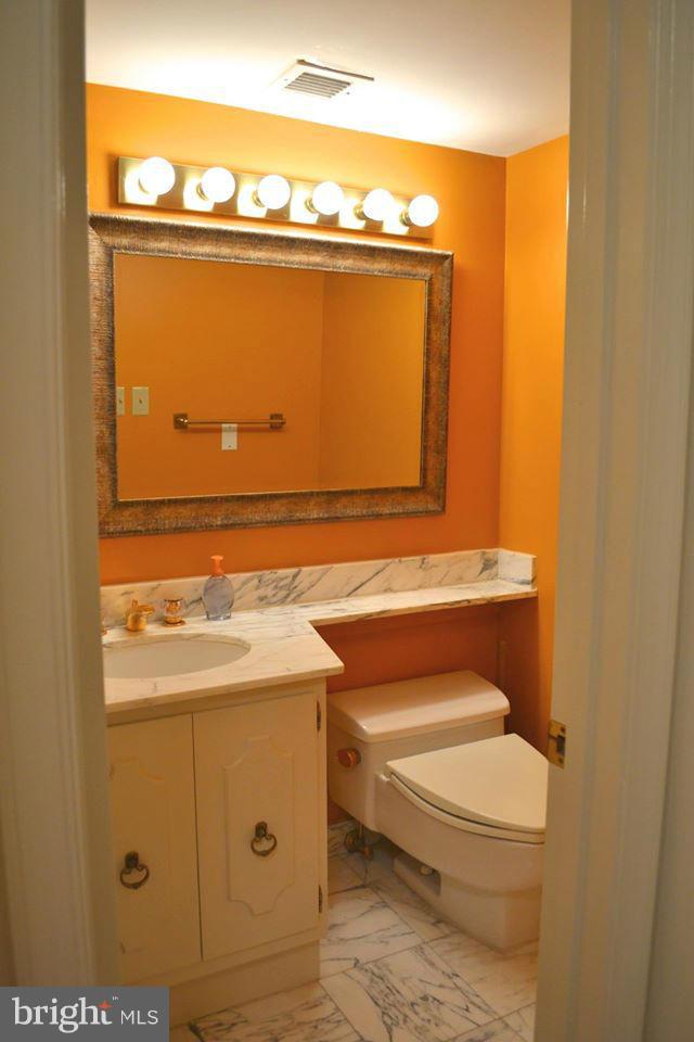 THE REPRESENTATIVE - Residential Lease