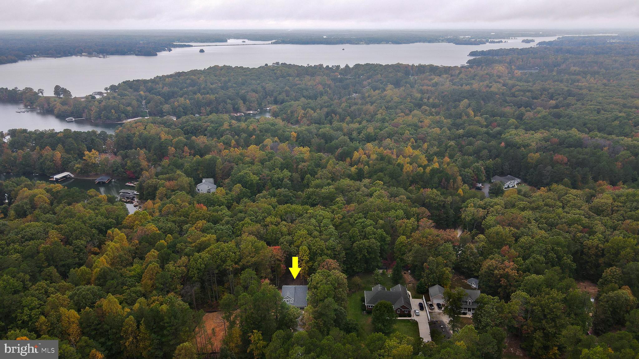 HORSESHOE COVE - Residential