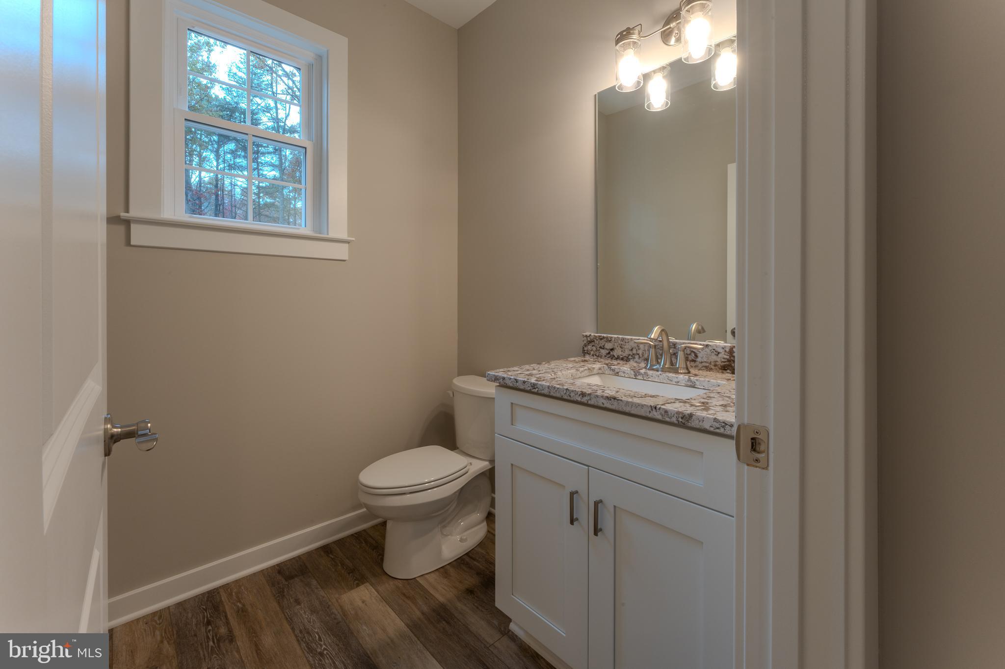 HORSESHOE COVE - Residential