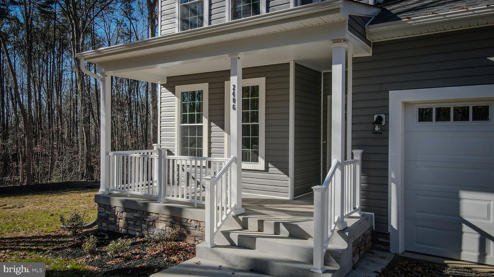 HORSESHOE COVE - Residential