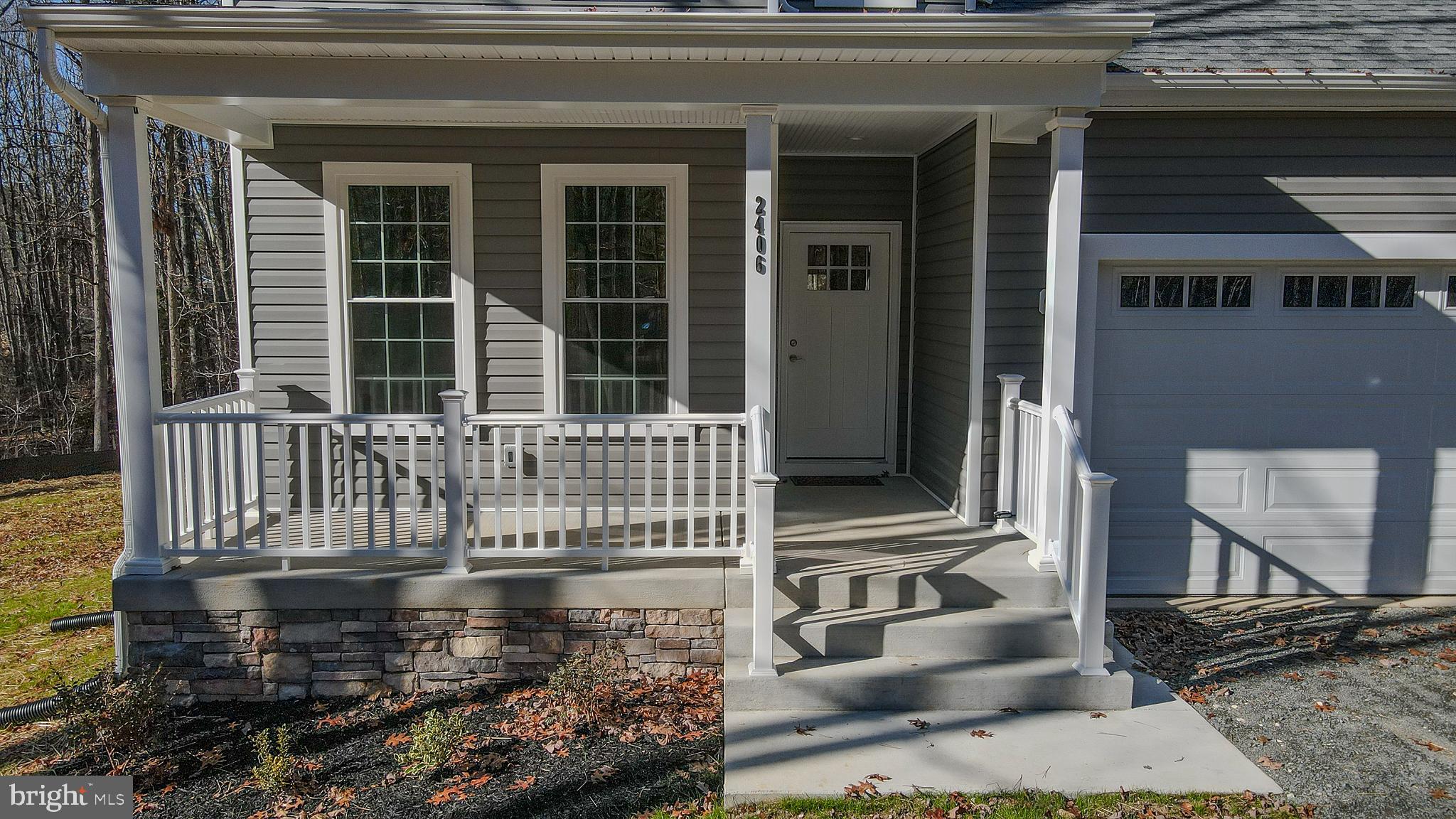 HORSESHOE COVE - Residential