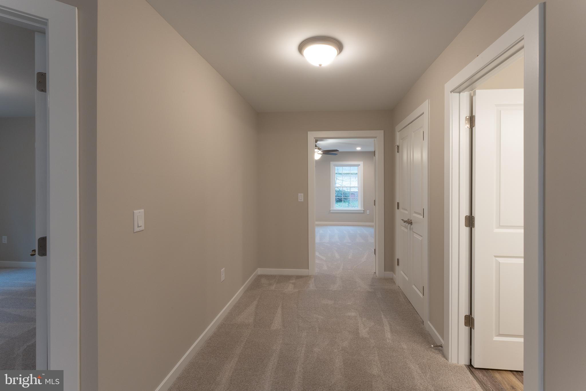 HORSESHOE COVE - Residential