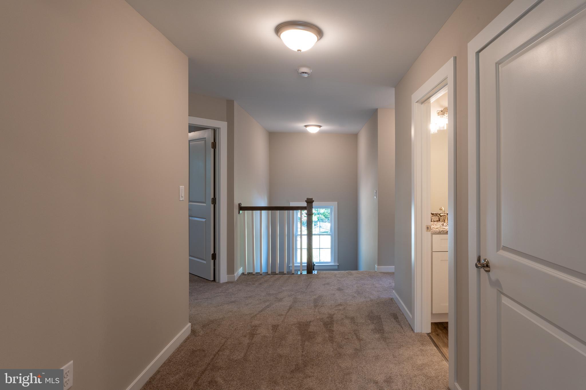 HORSESHOE COVE - Residential