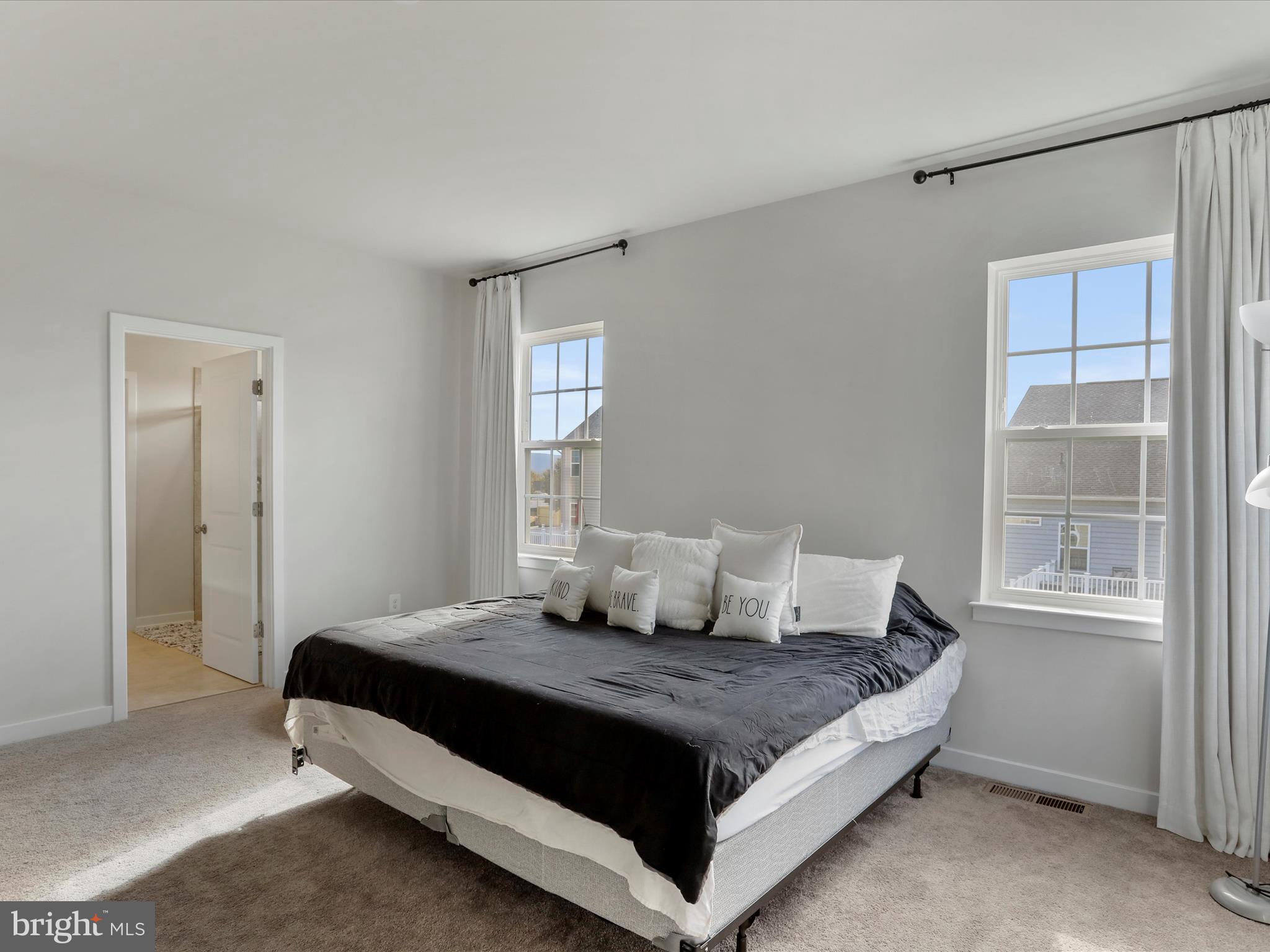 SHENANDOAH SPRINGS - Residential