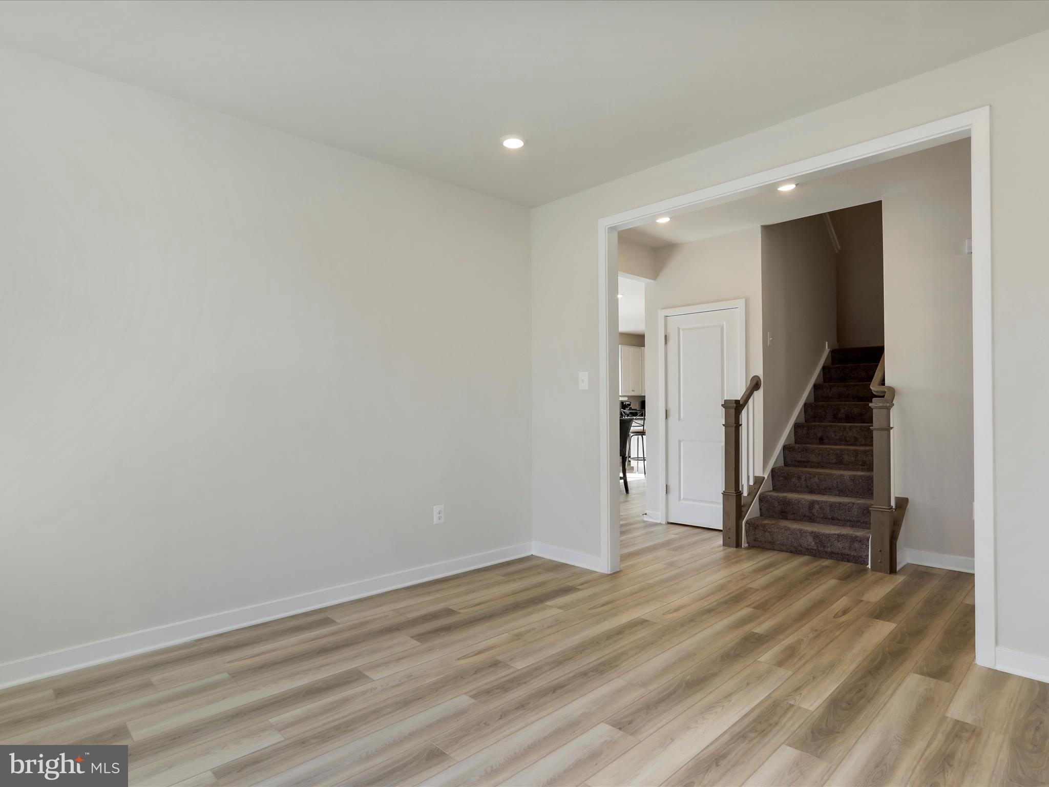 SHENANDOAH SPRINGS - Residential