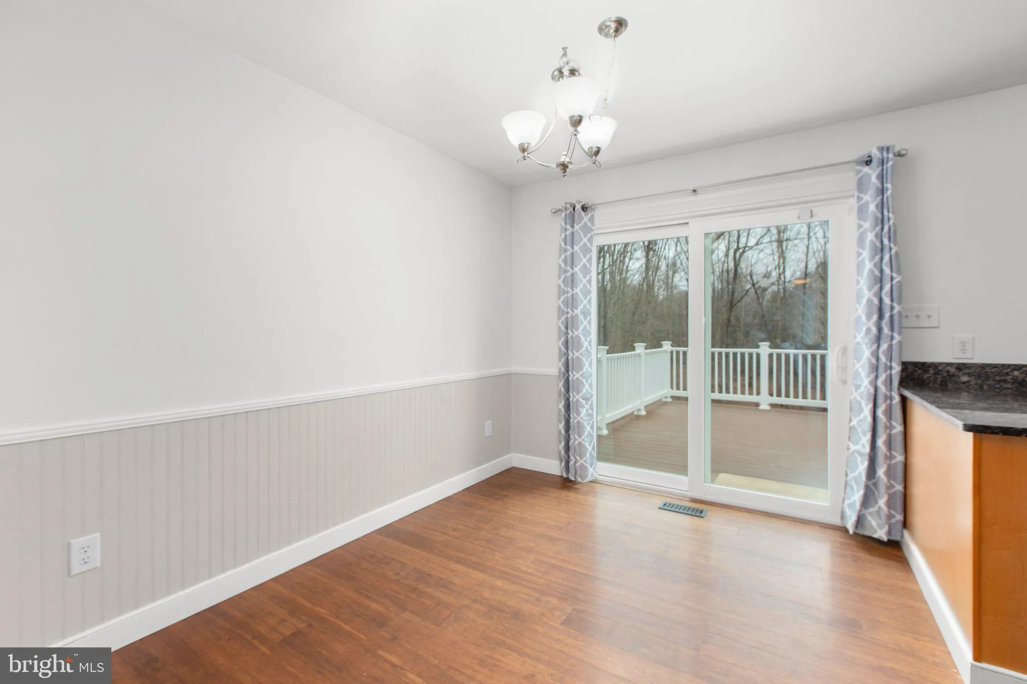 Fredericksburg, Virginia 22406, United States, 4 Bedrooms Bedrooms, ,3 BathroomsBathrooms,Residential,Active,89467