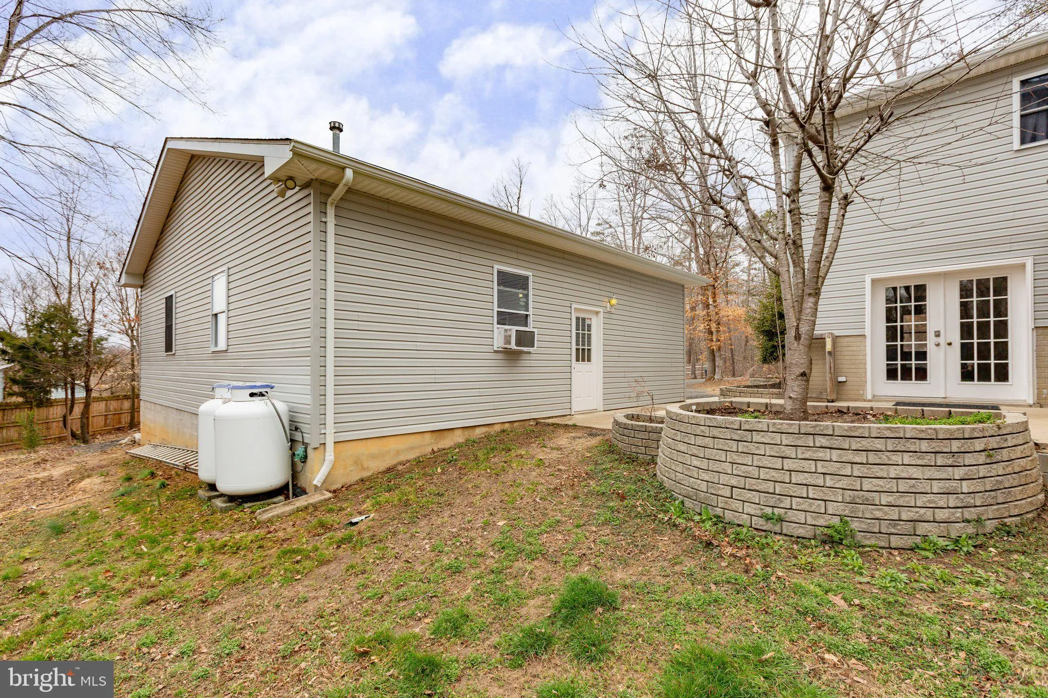 Fredericksburg, Virginia 22406, United States, 4 Bedrooms Bedrooms, ,3 BathroomsBathrooms,Residential,Active,89467