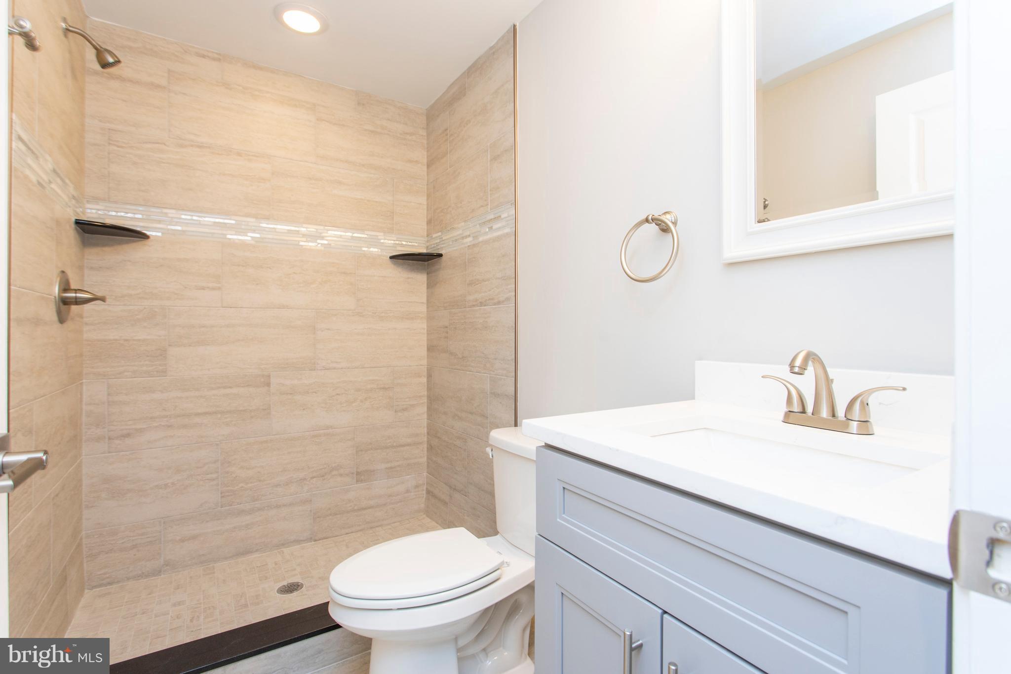 DICKINSON NARROWS - Residential