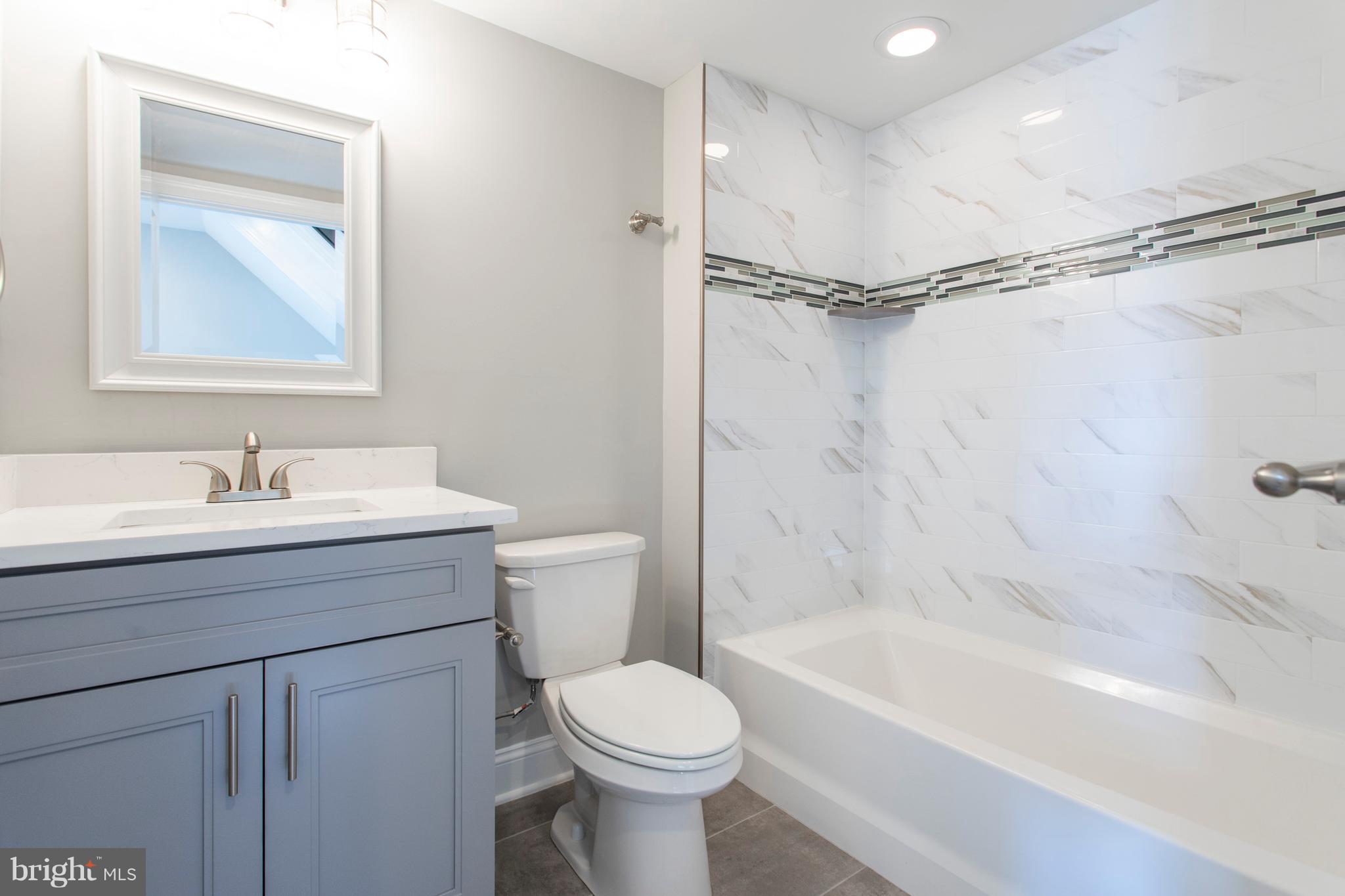 DICKINSON NARROWS - Residential