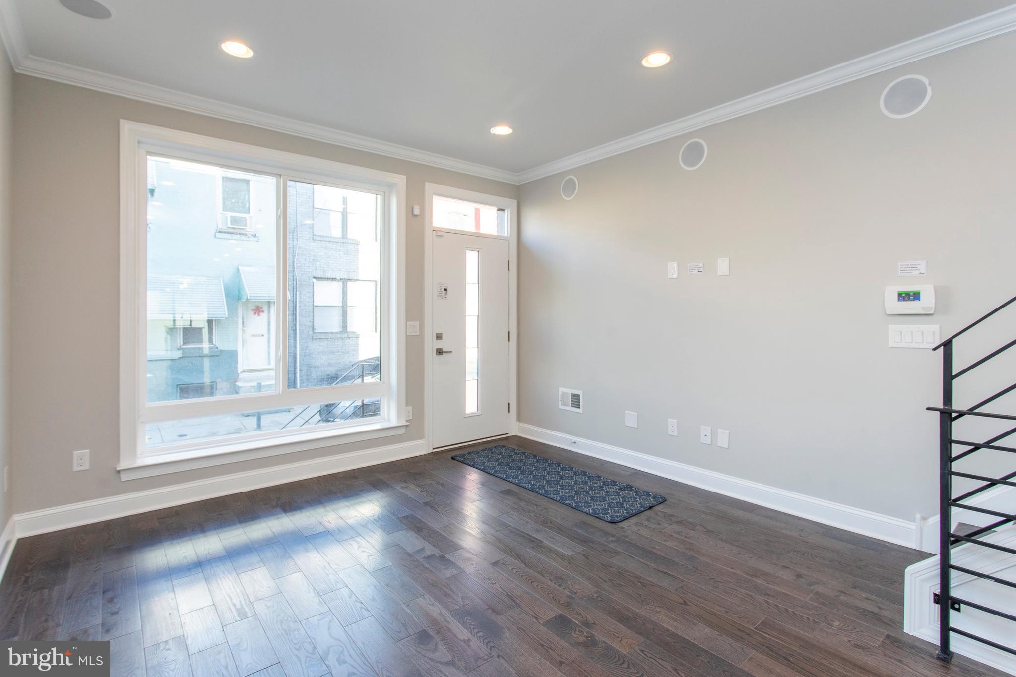 DICKINSON NARROWS - Residential