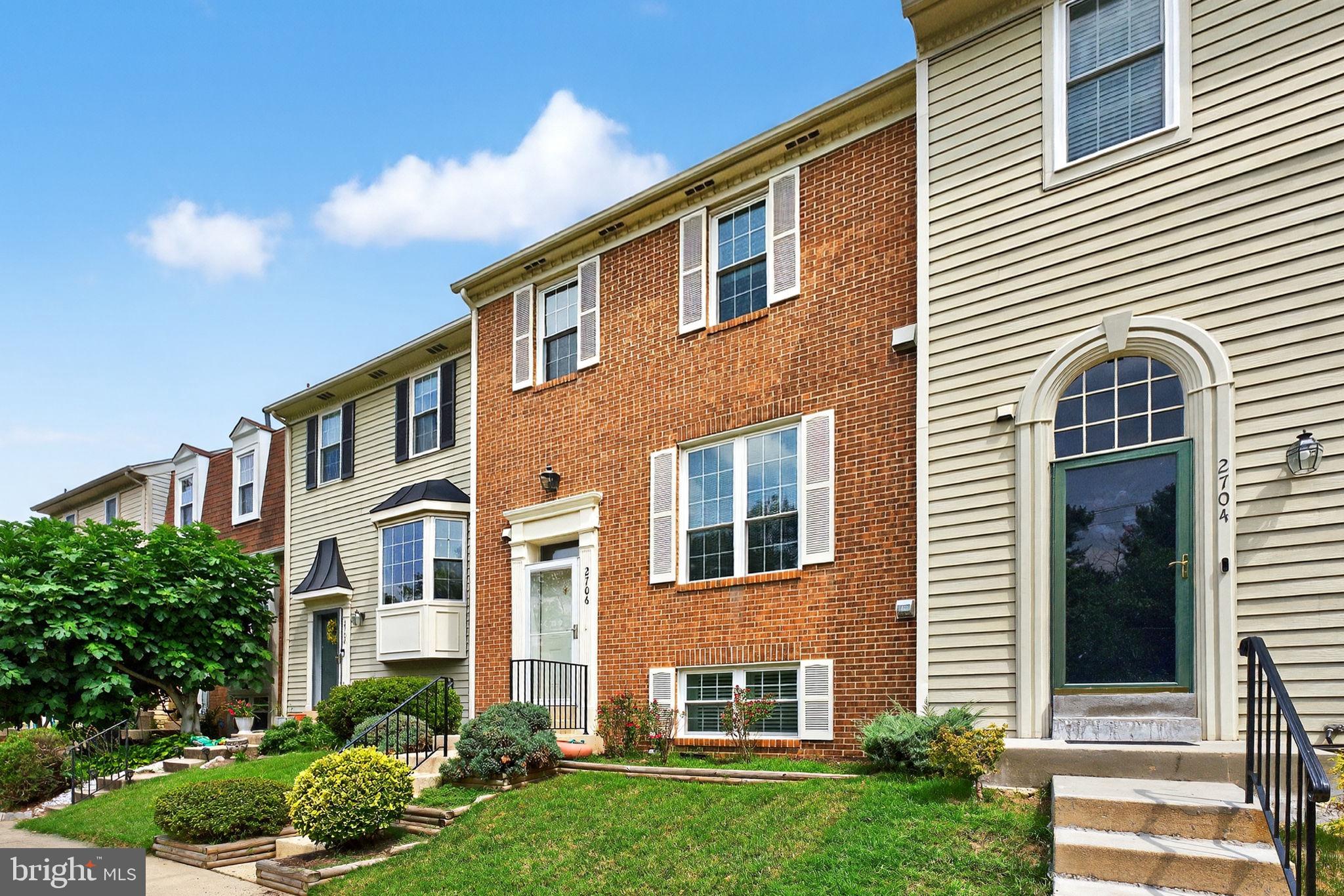 2706 SHERWOOD HALL LANE