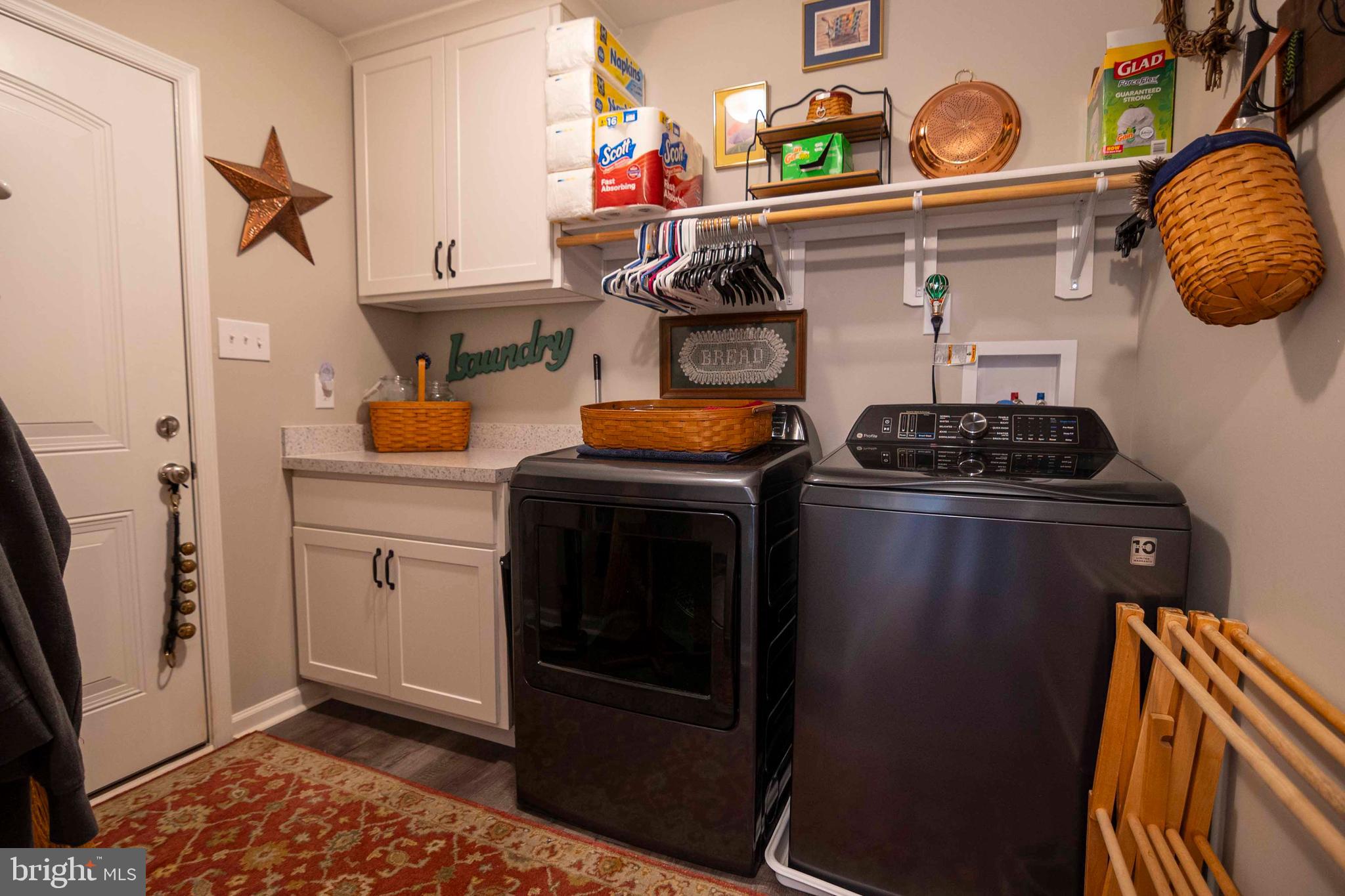 RED HILL - Residential