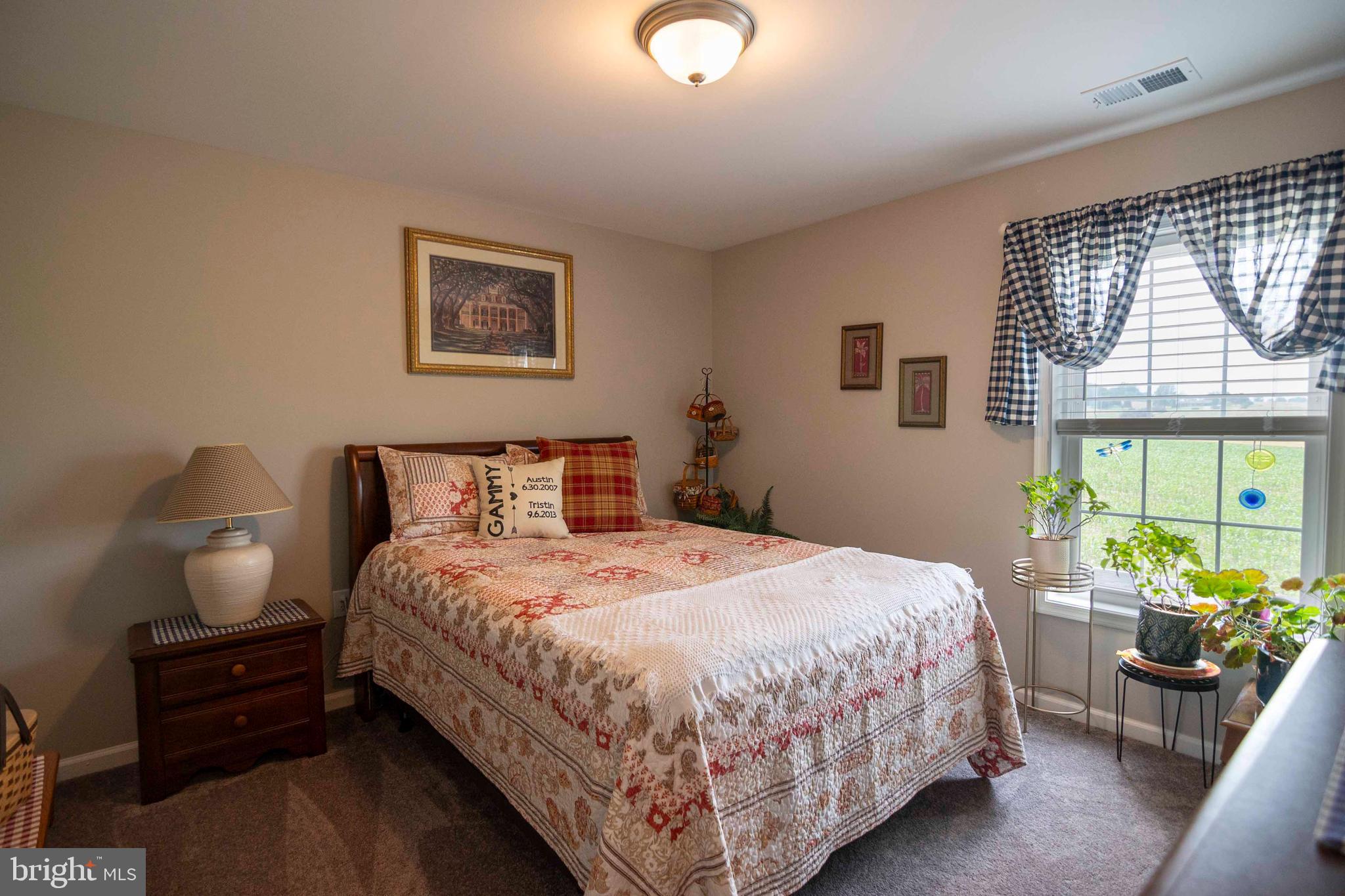 RED HILL - Residential