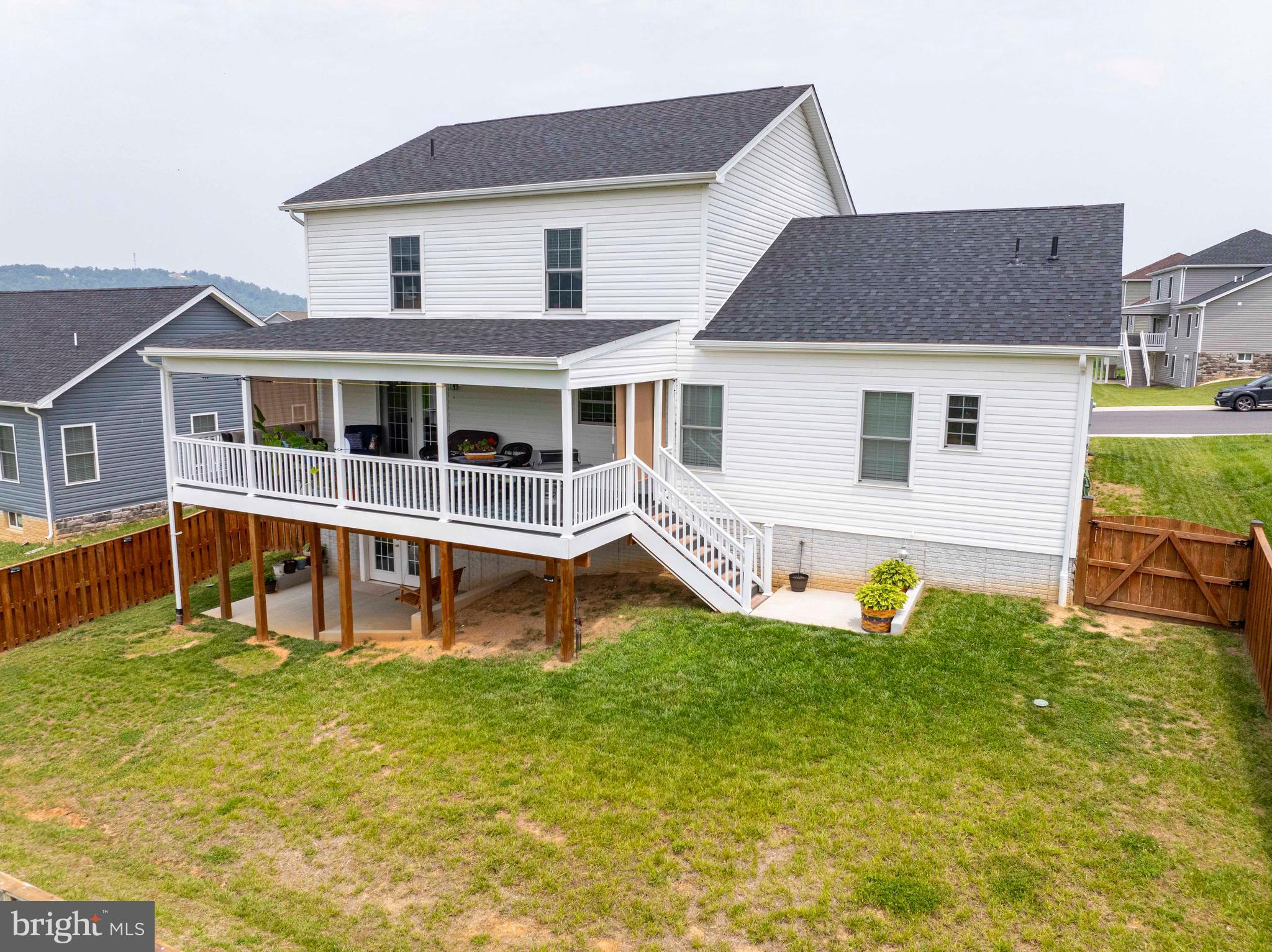 RED HILL - Residential