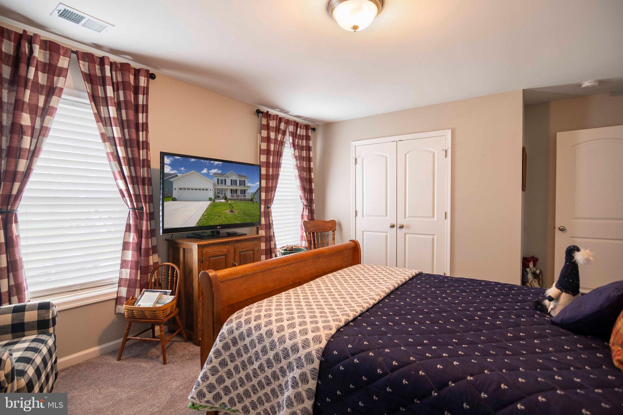 RED HILL - Residential