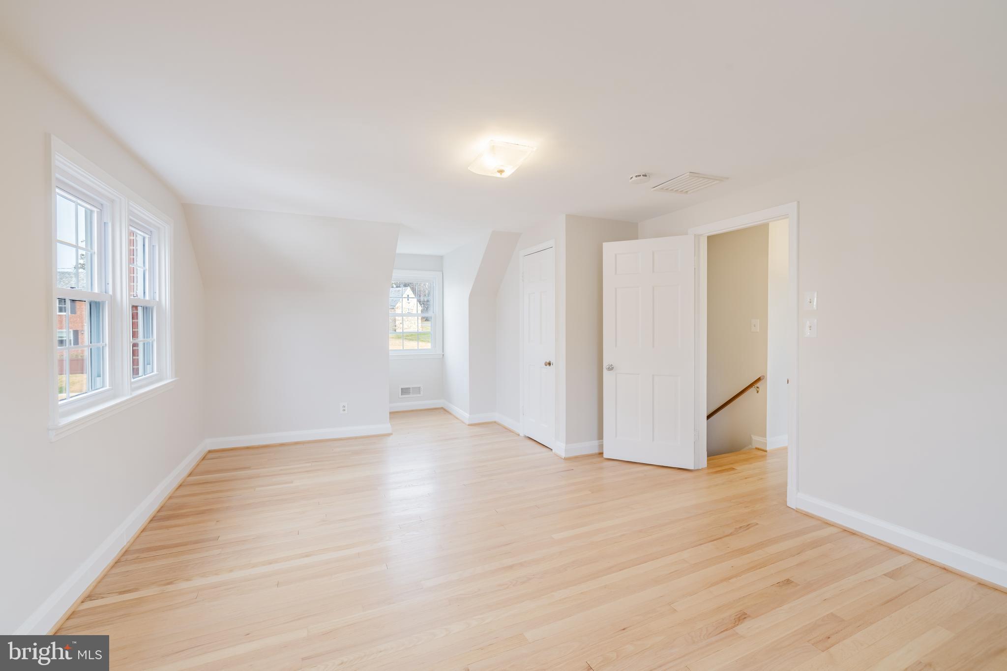 TOWSON PARK - Residential Lease