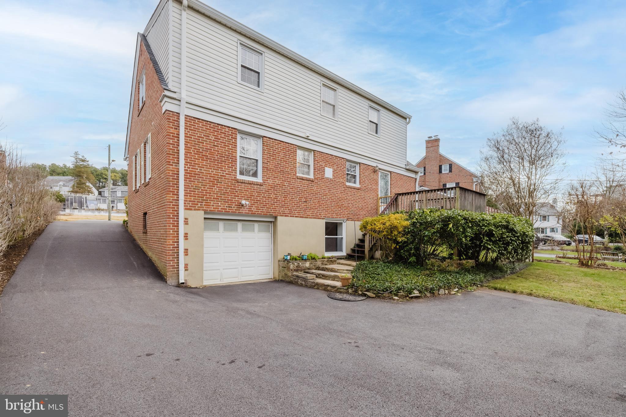 TOWSON PARK - Residential Lease