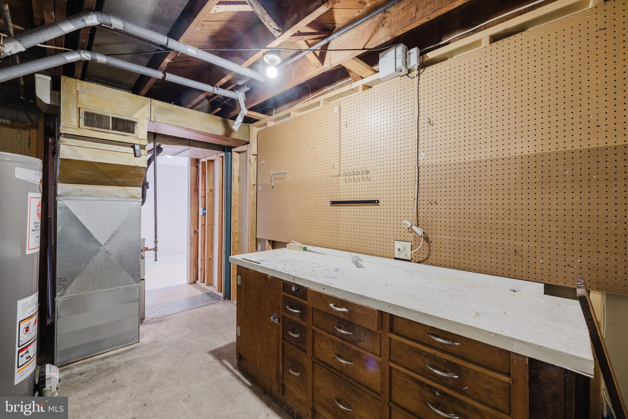 TOWSON PARK - Residential Lease