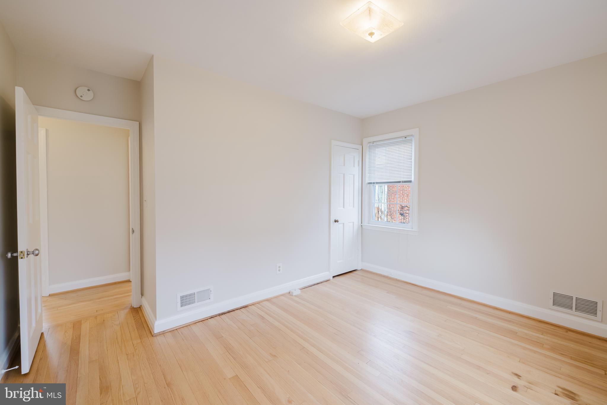 TOWSON PARK - Residential Lease