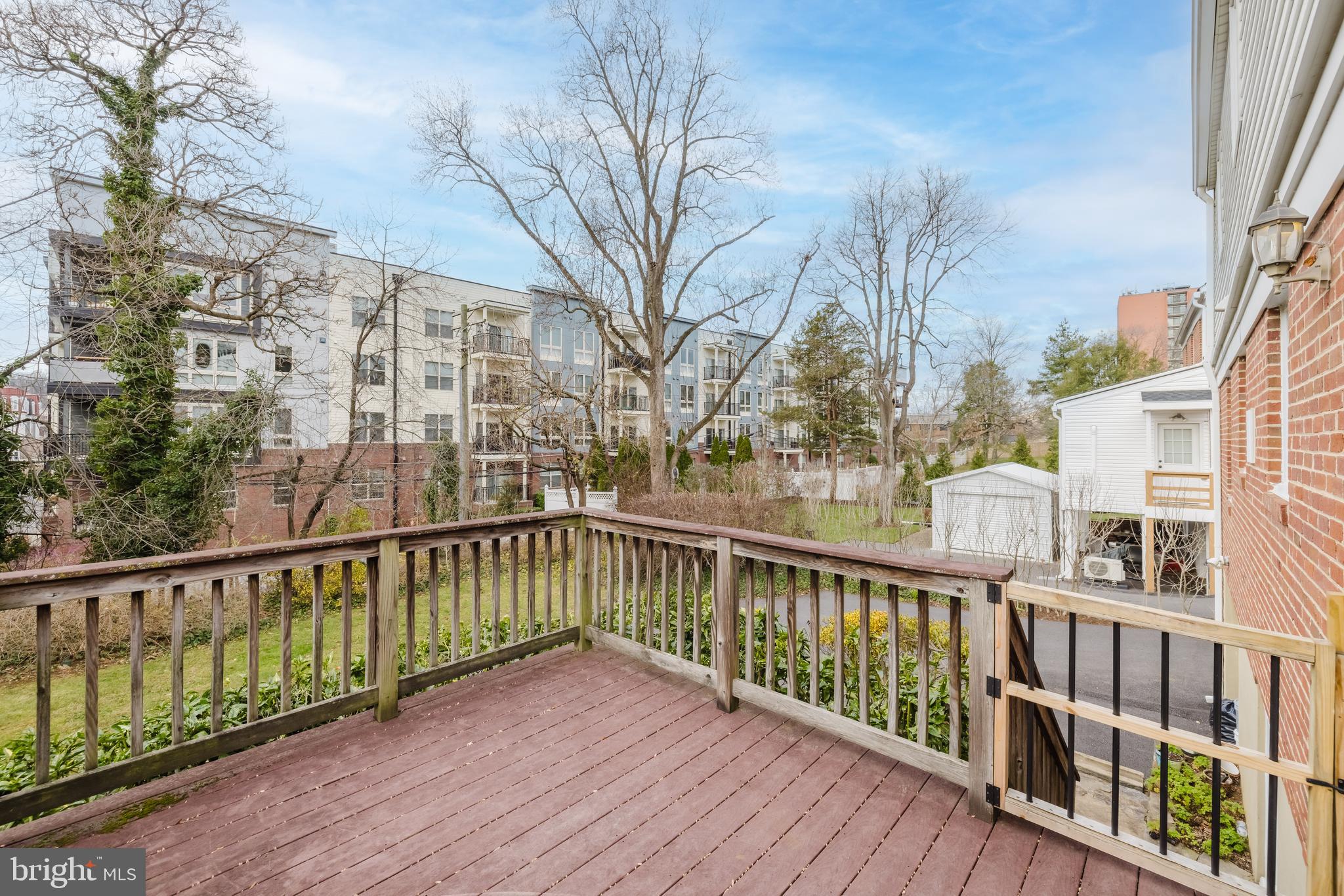 TOWSON PARK - Residential Lease