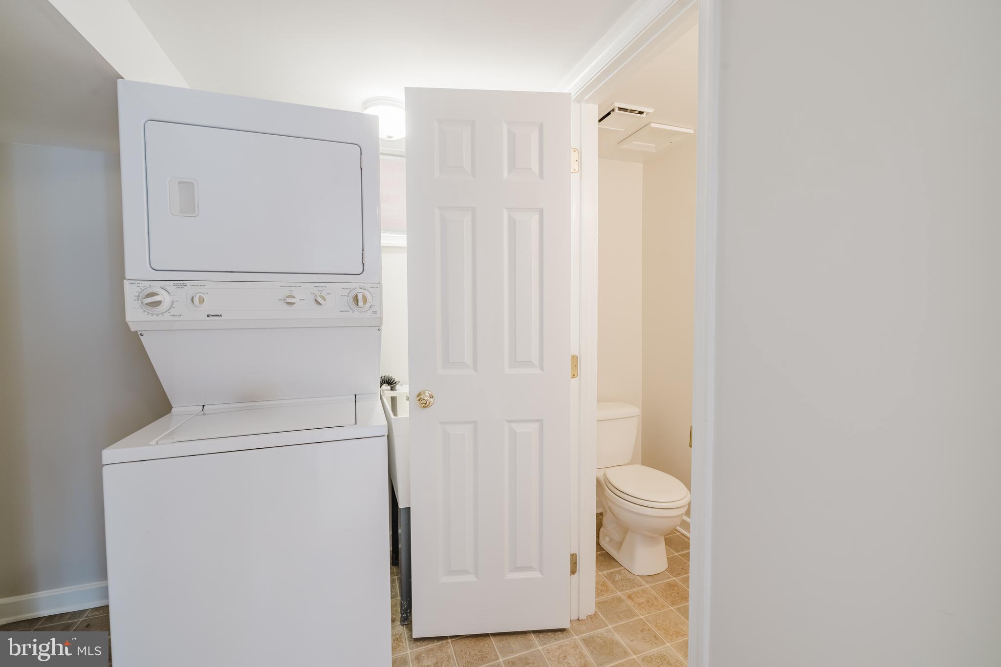 TOWSON PARK - Residential Lease