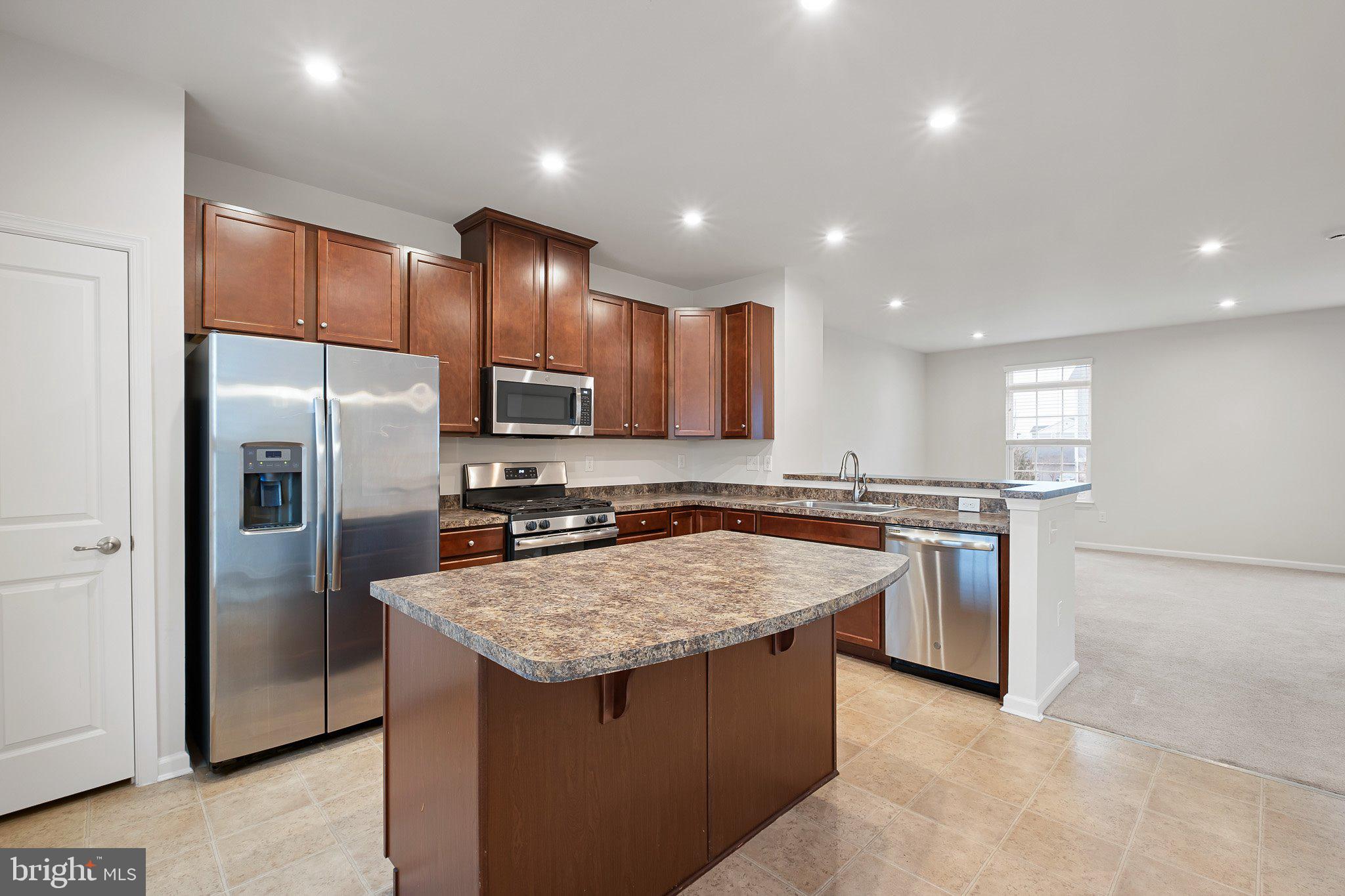 PARKWAY SOUTH RIDGE - Residential