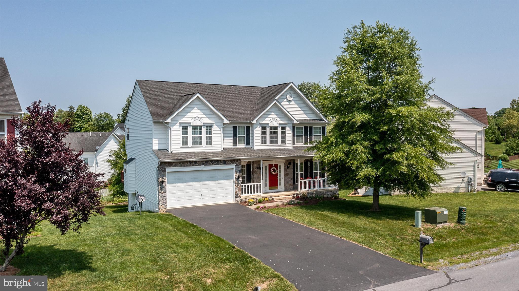 STONEBRIDGE - Residential