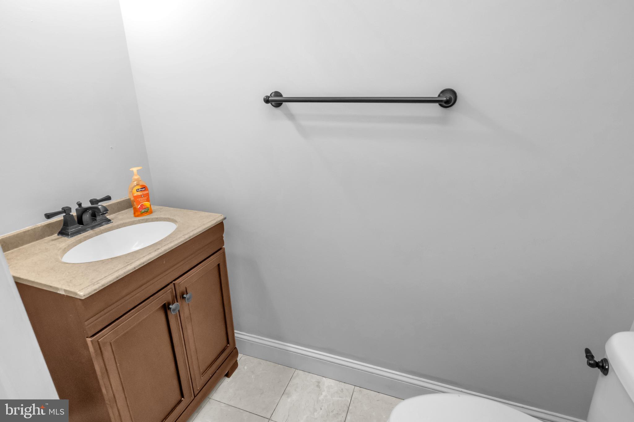 CHESTNUT GROVE - Residential