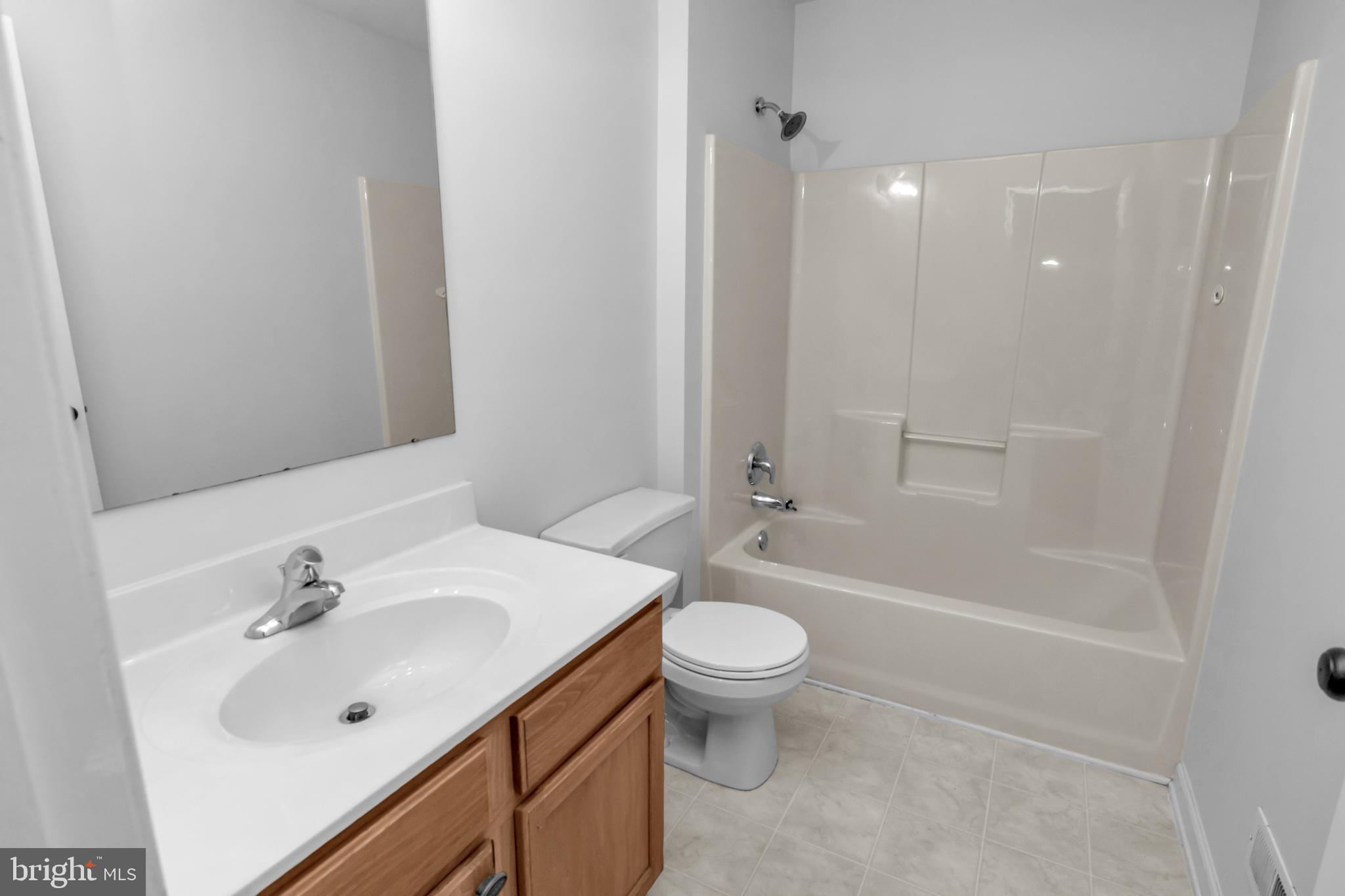 CHESTNUT GROVE - Residential