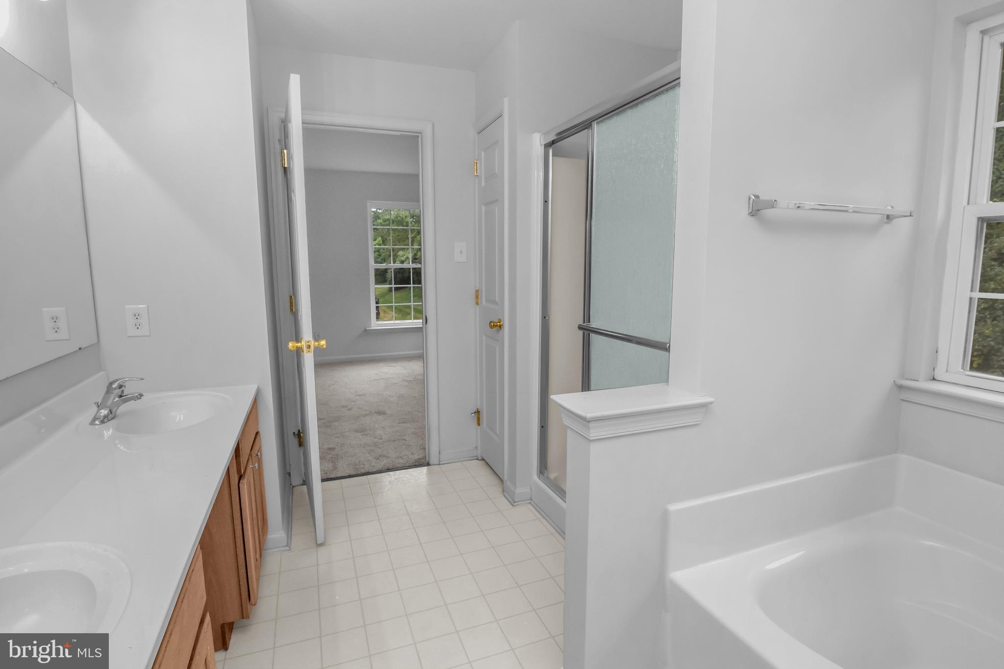 CHESTNUT GROVE - Residential