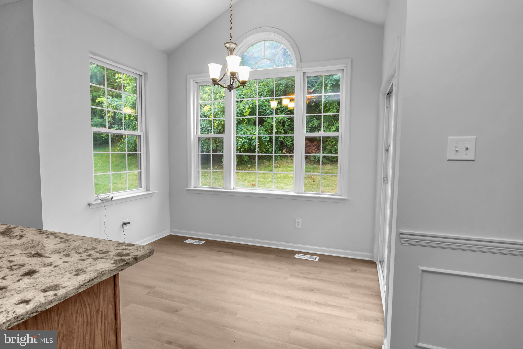 CHESTNUT GROVE - Residential