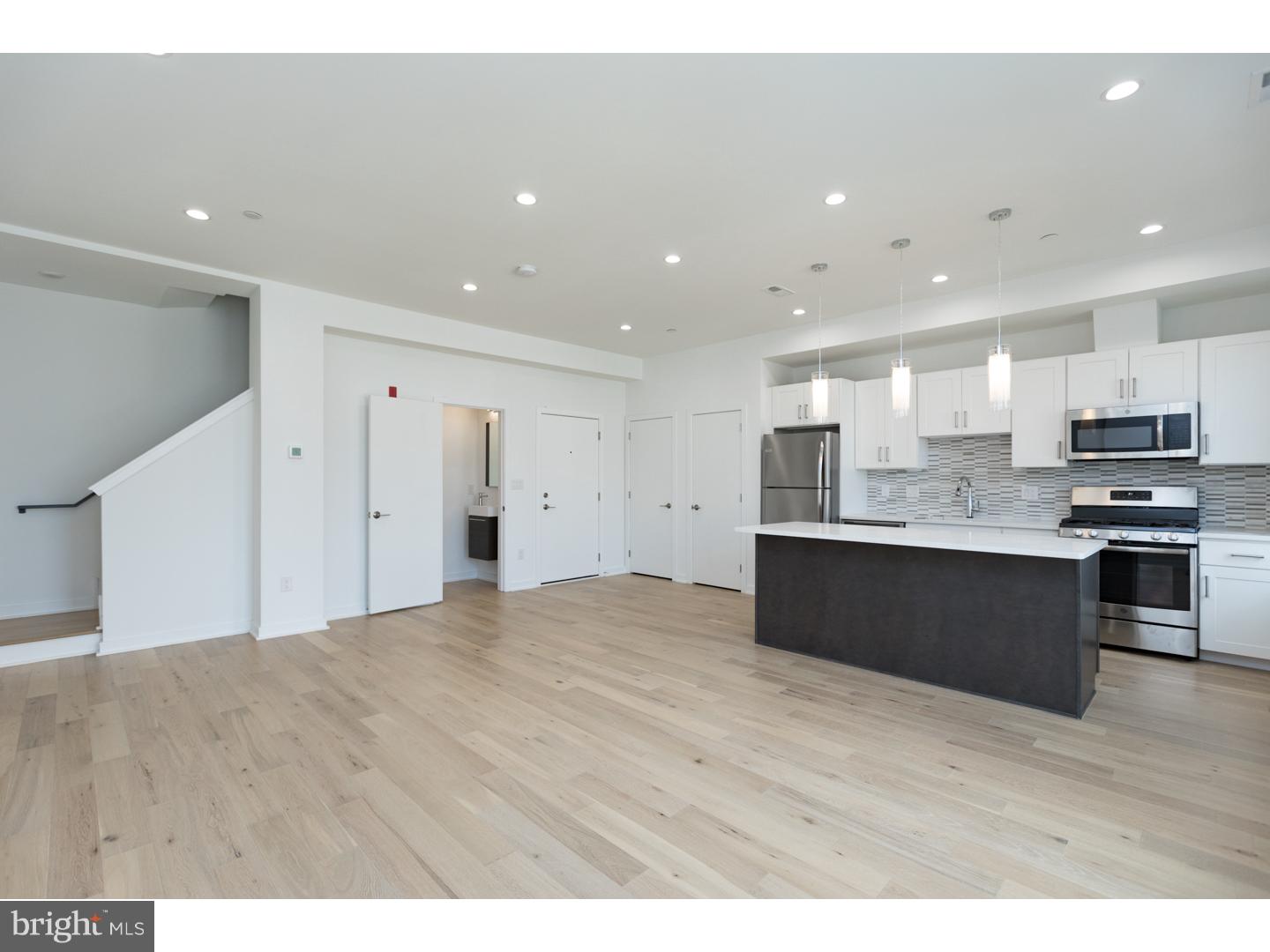 FISHTOWN - Residential Lease