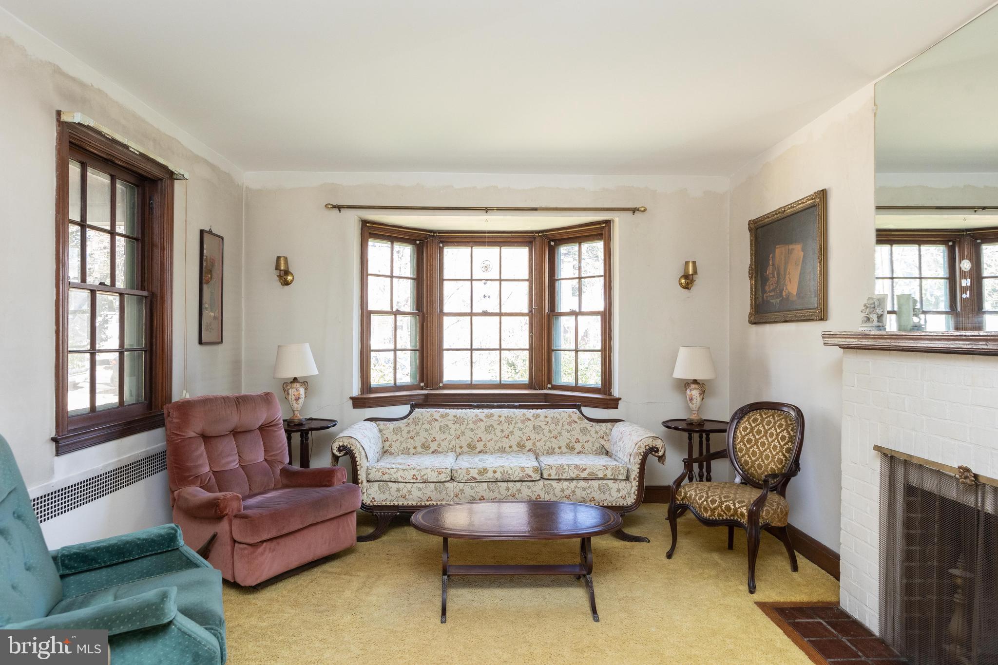 BELVEDERE SQUARE - Residential