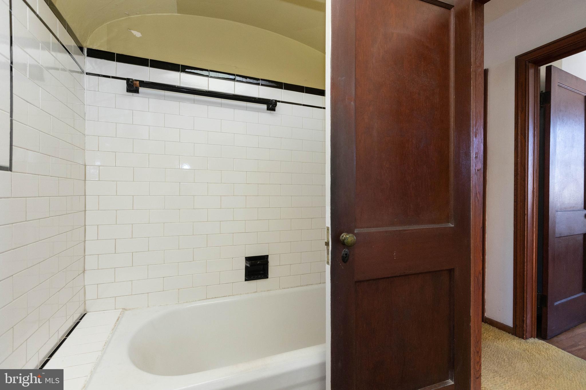 BELVEDERE SQUARE - Residential