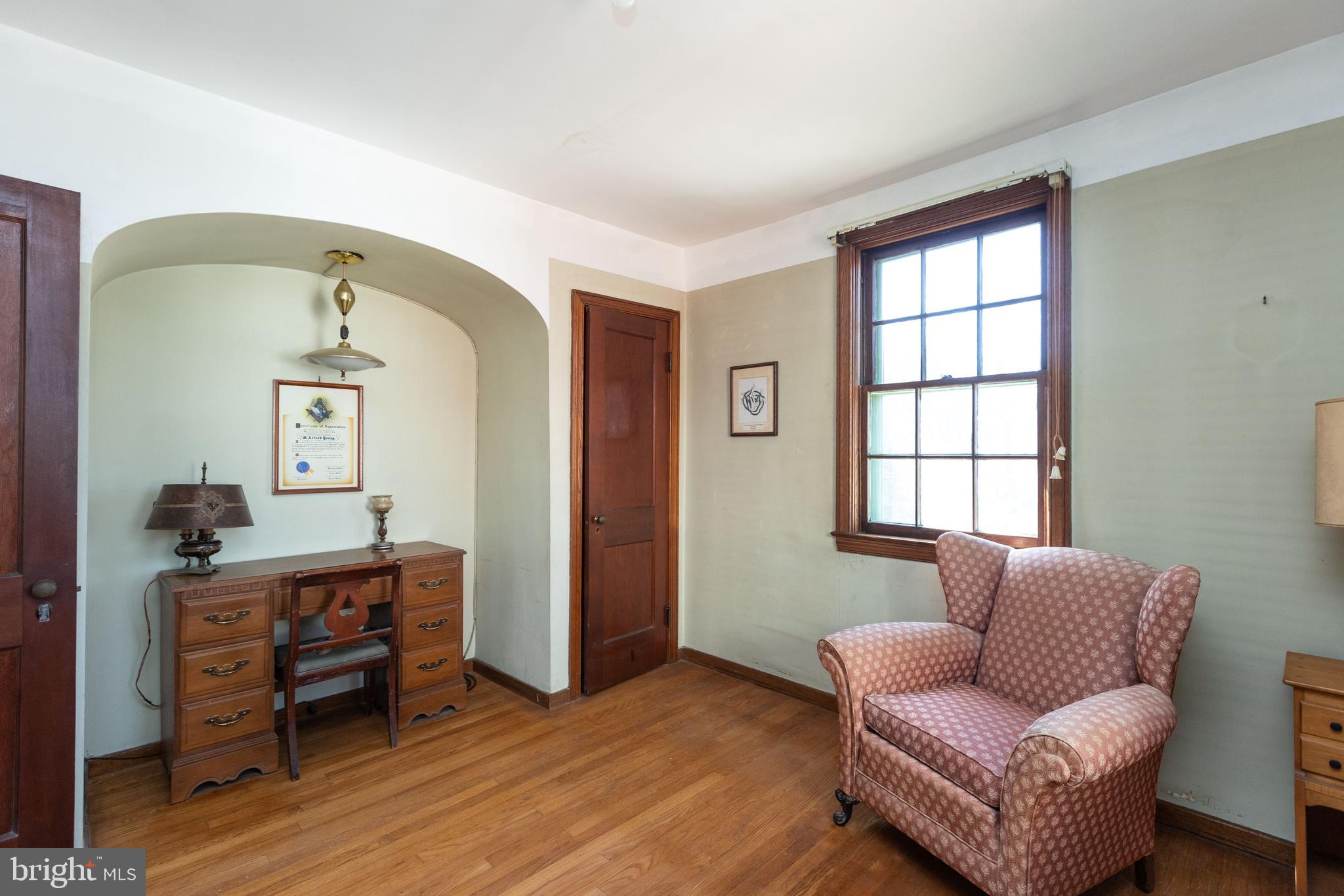 BELVEDERE SQUARE - Residential