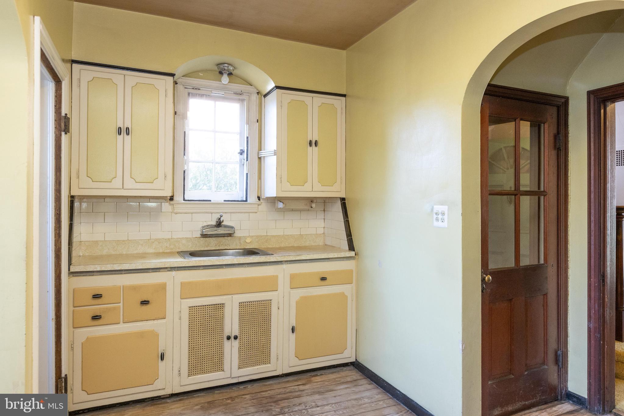 BELVEDERE SQUARE - Residential