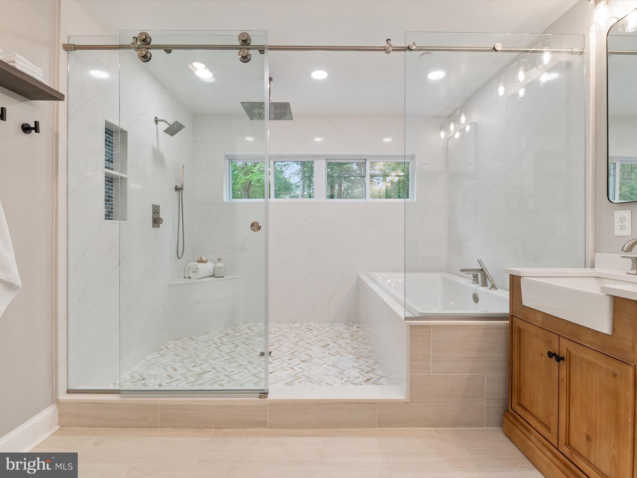 SEVERN LANDING - Residential