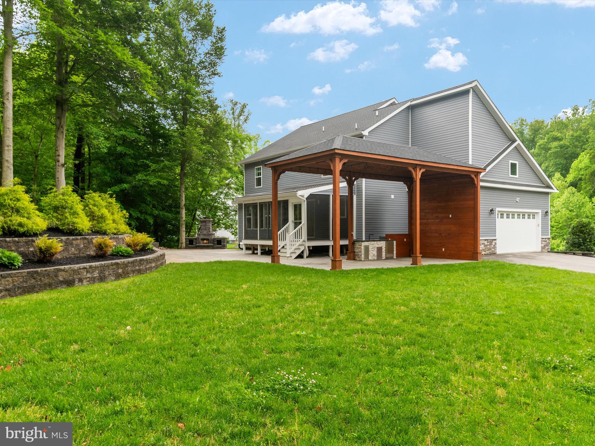 SEVERN LANDING - Residential