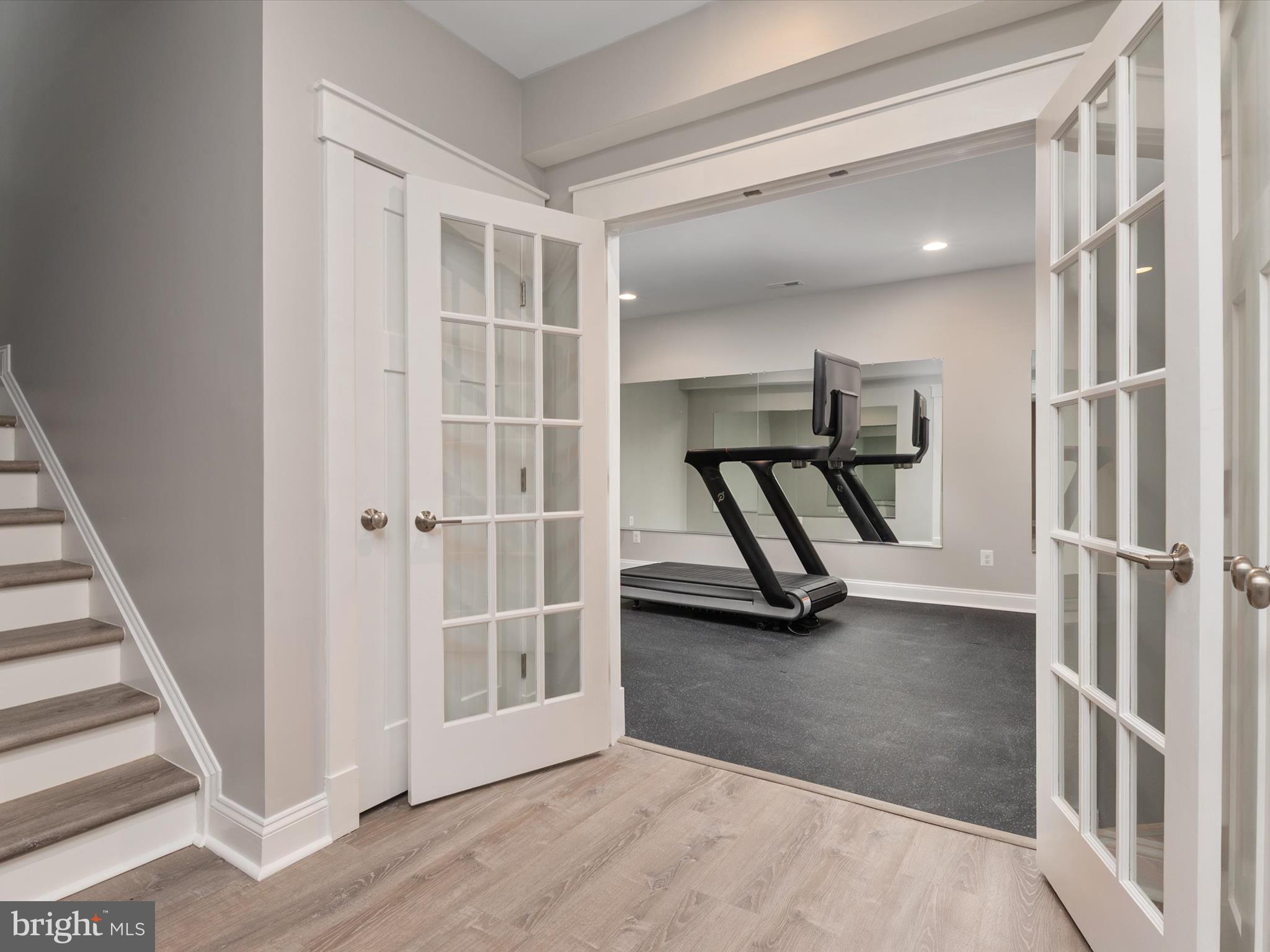 SEVERN LANDING - Residential