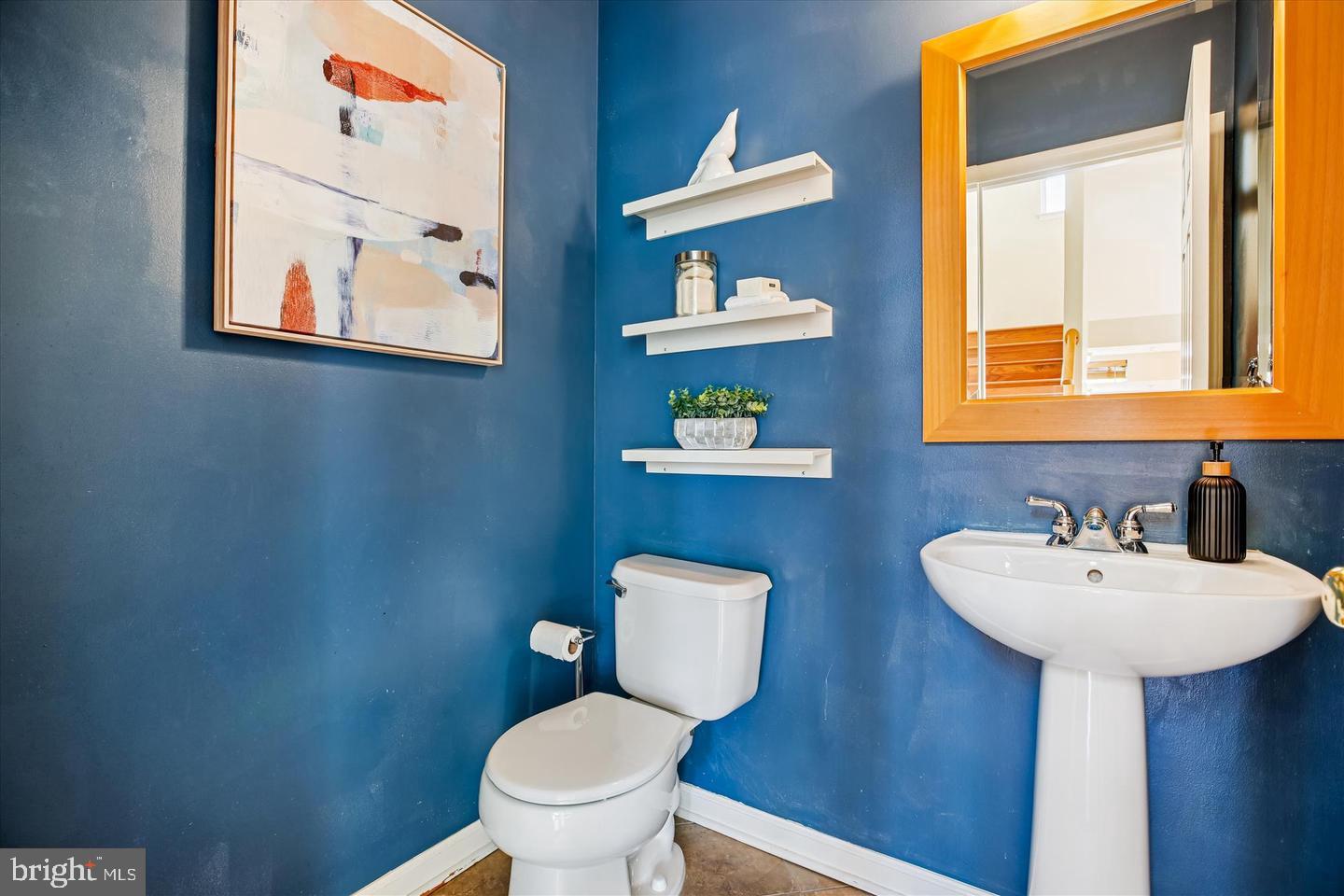 LAKELANDS - Residential Lease