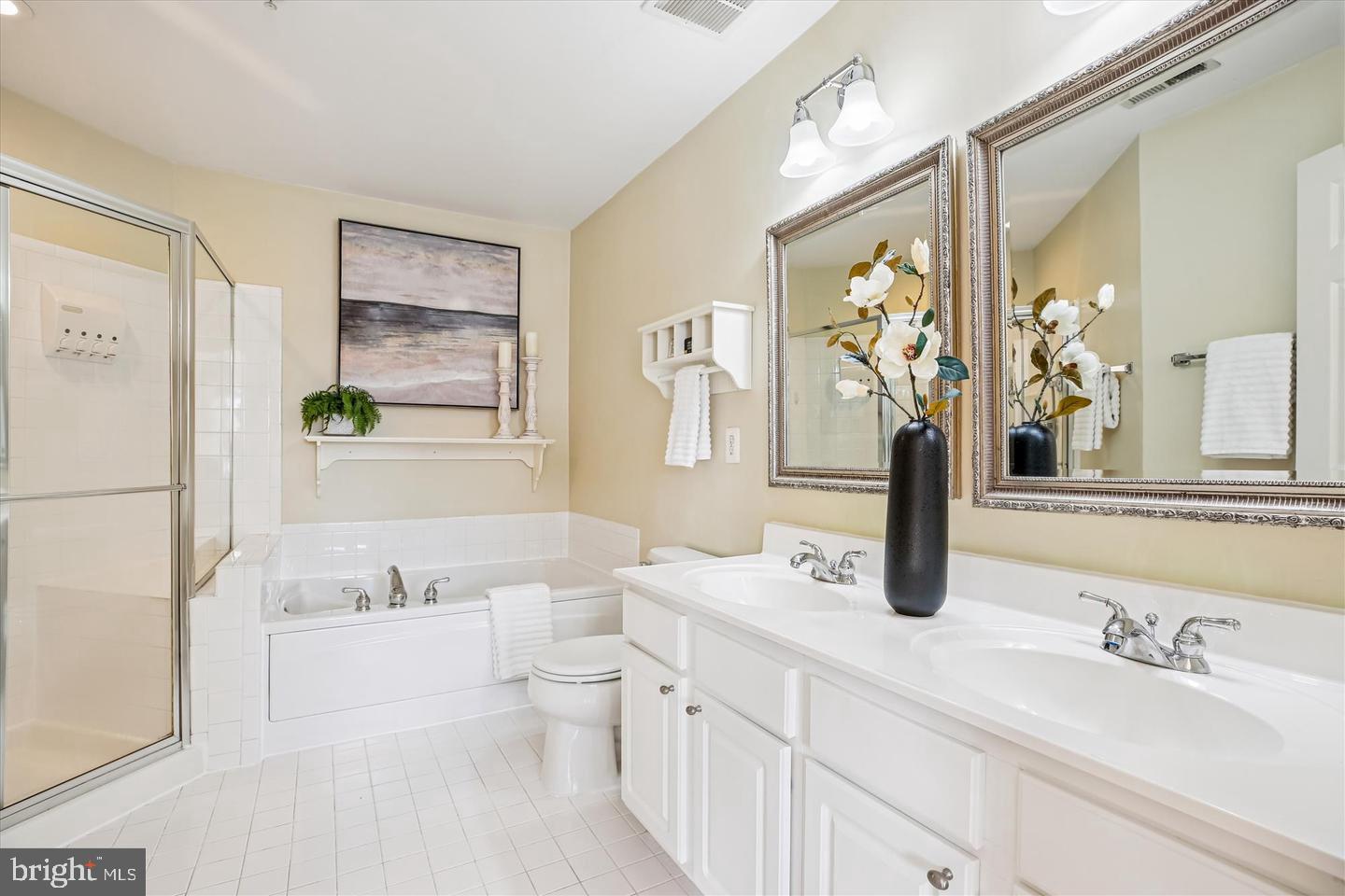 LAKELANDS - Residential Lease